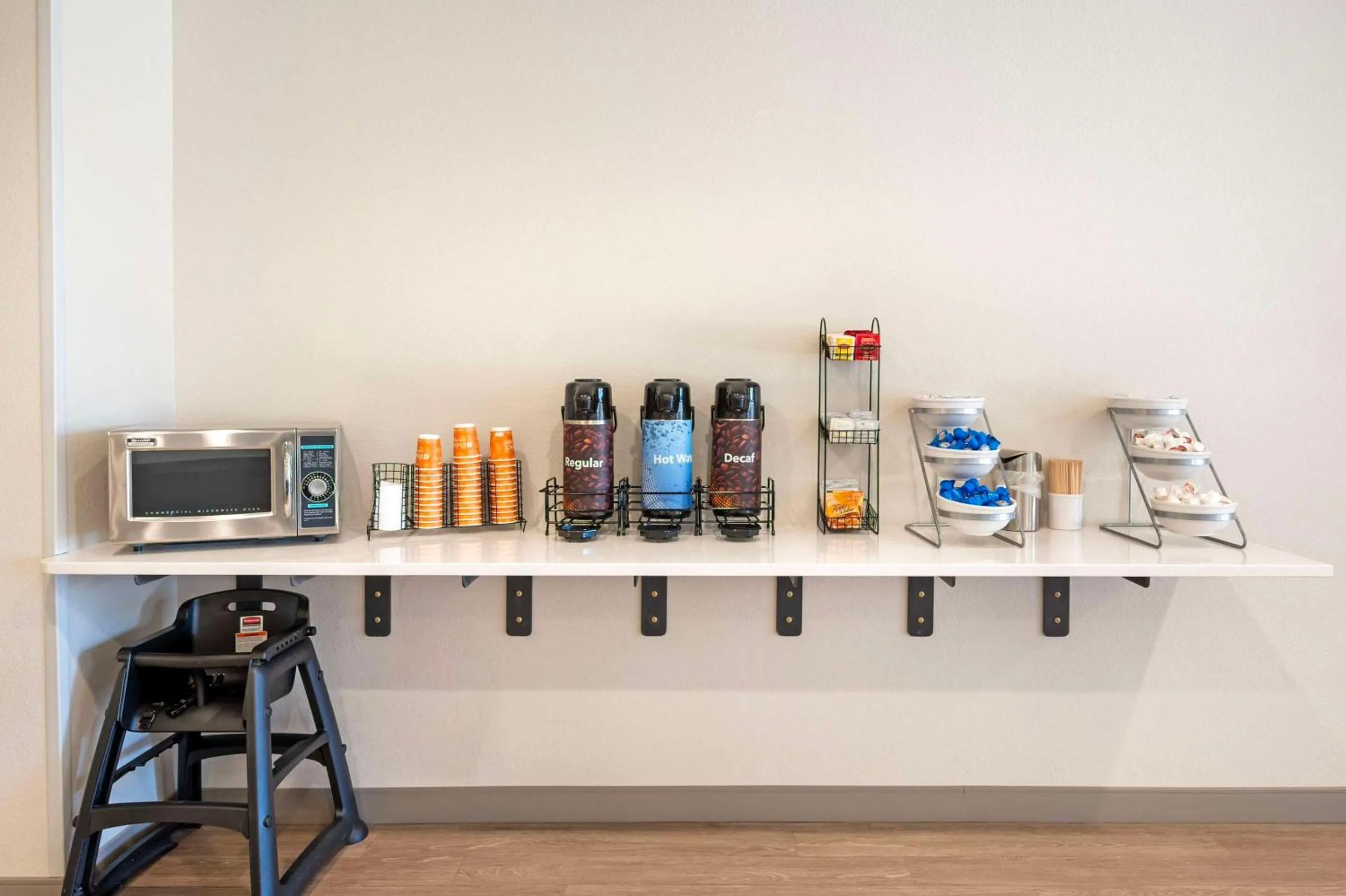 Breakfast in Comfort Inn & Suites Rawlins