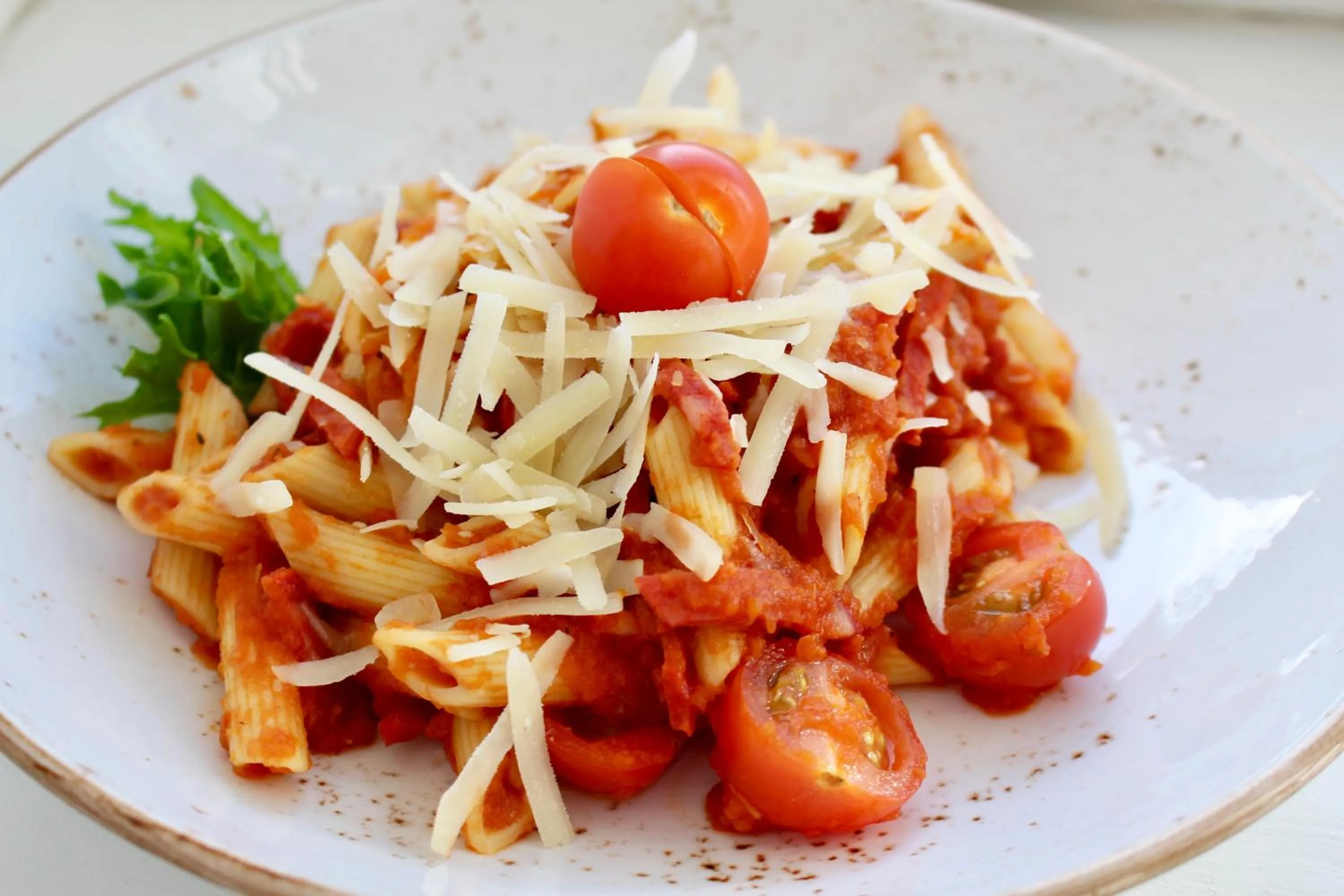 Food in Rohuaia Apartments