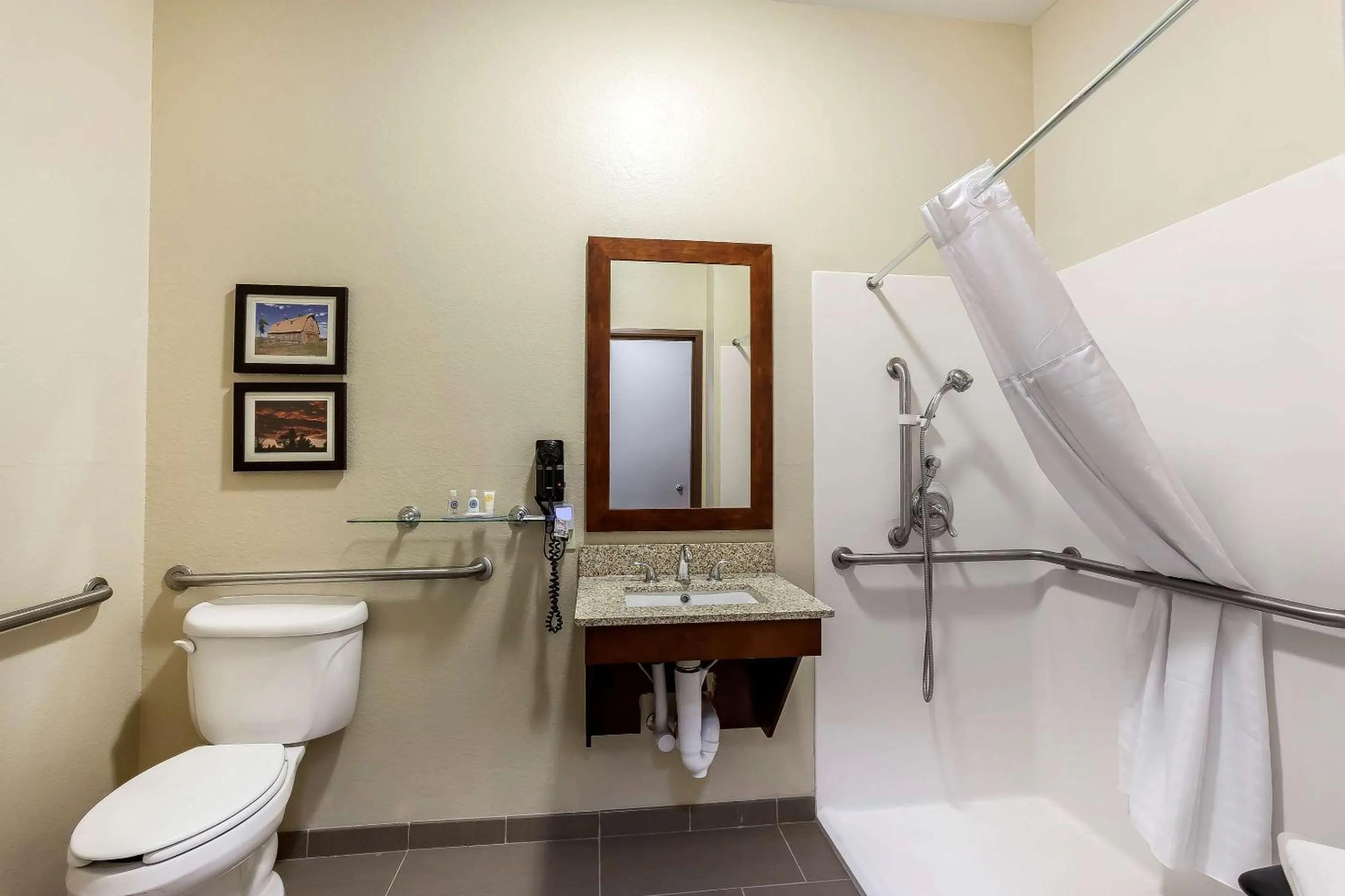 Bathroom in Comfort Inn & Suites Near University of Wyoming
