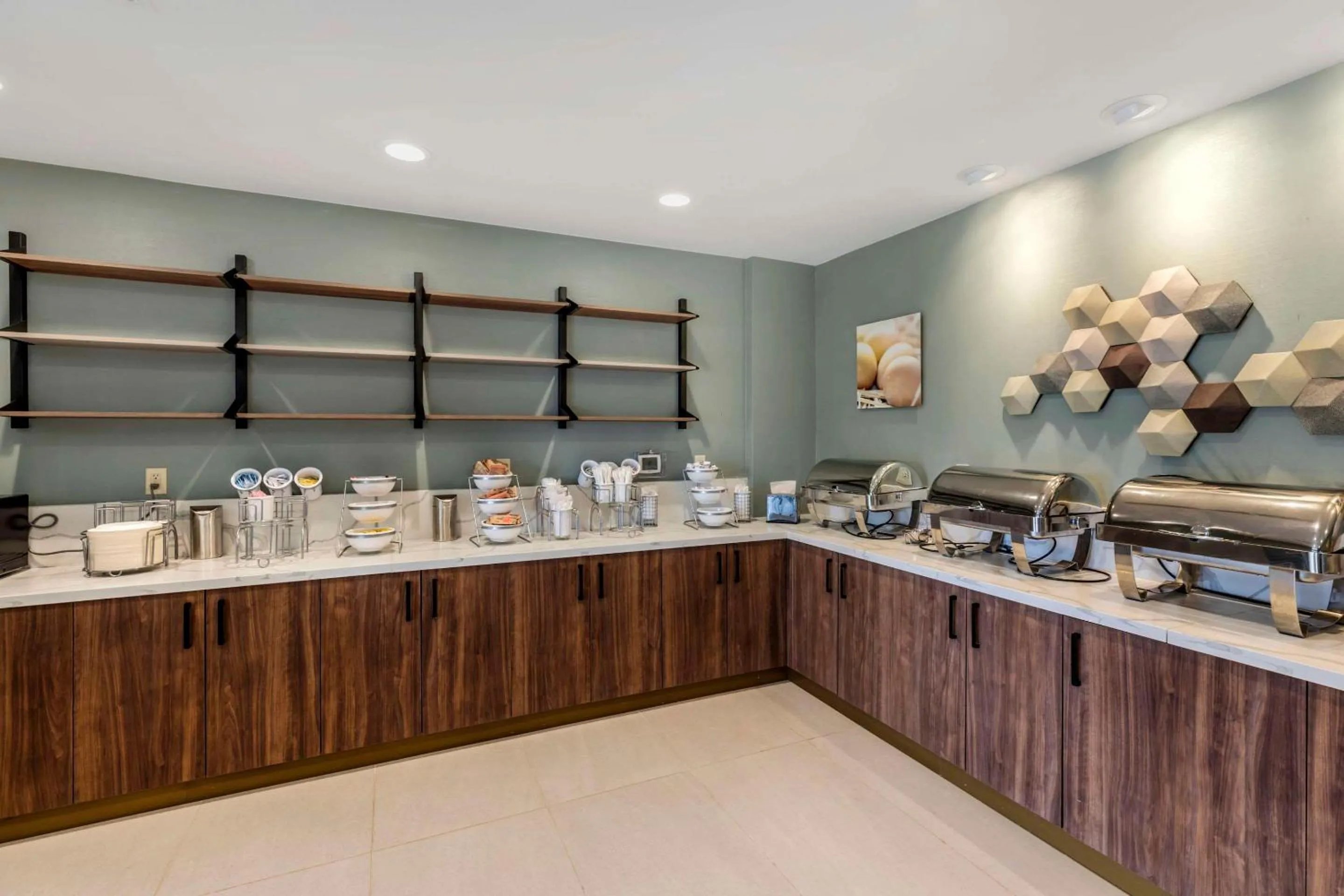 Breakfast in Comfort Suites Cheyenne