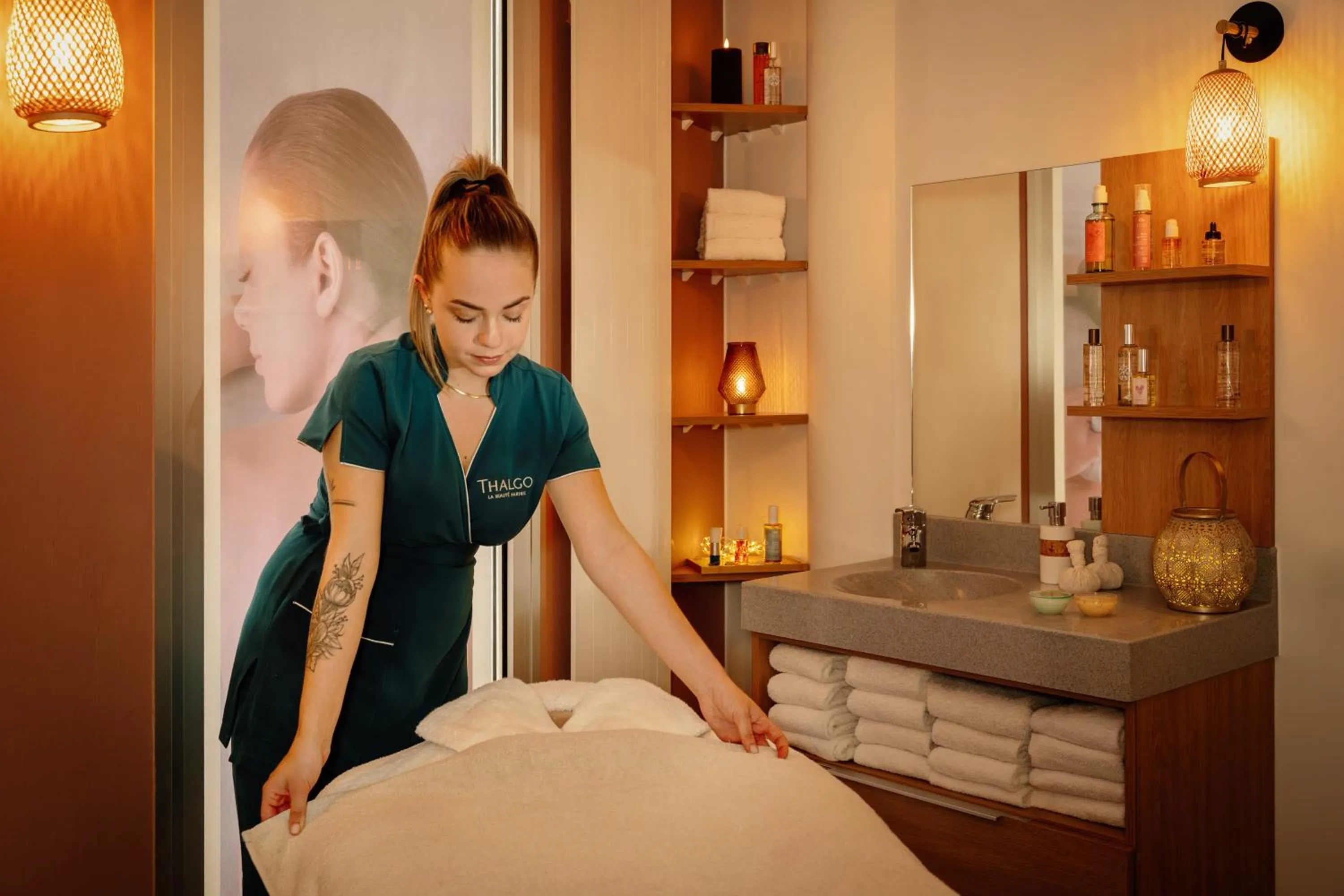 Massage in Hôtel de la Baie - Thalassothérapie PREVITHAL