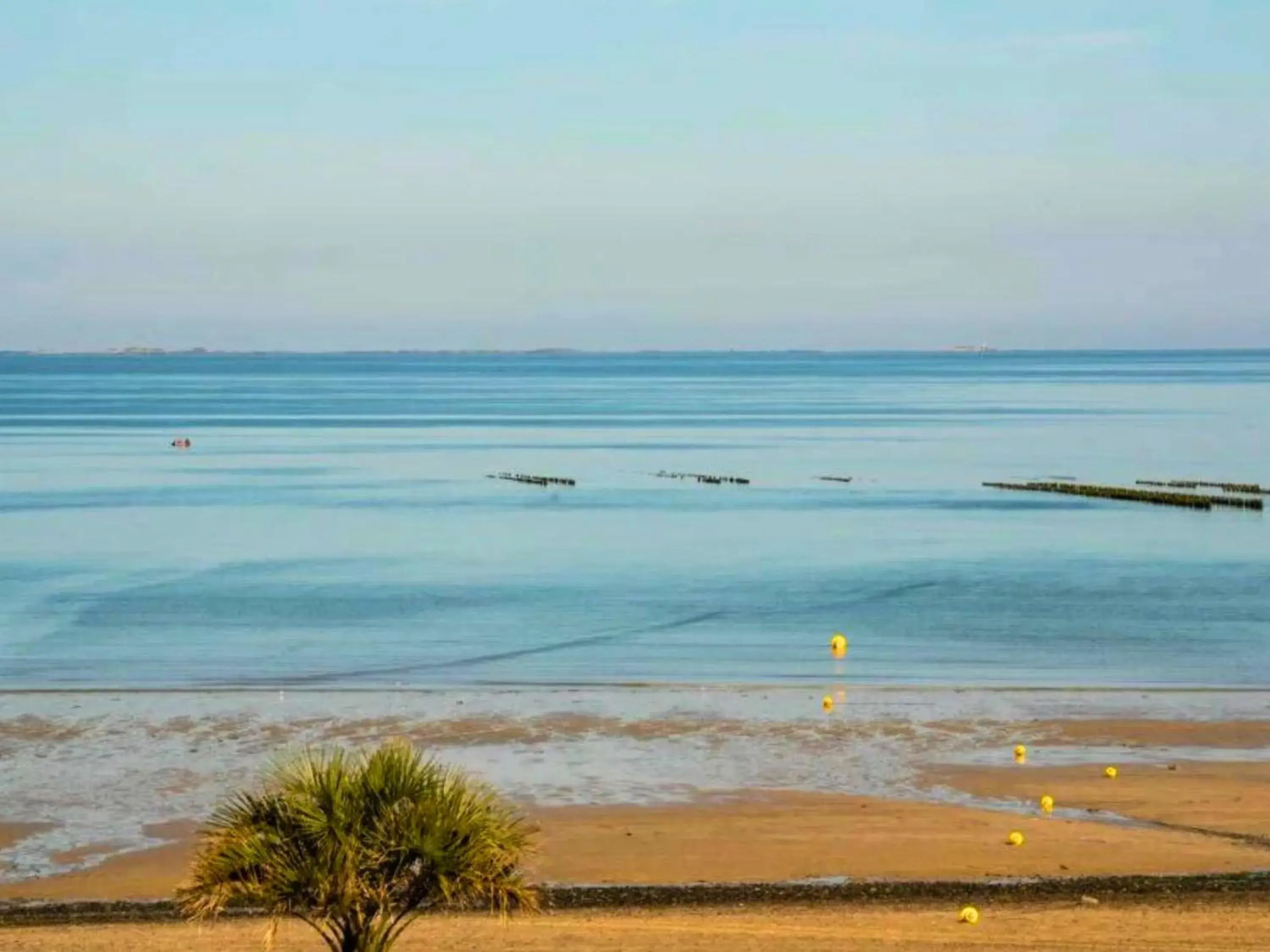 View (from property/room) in Hôtel de la Baie - Thalassothérapie PREVITHAL View (from property/room) in Hôtel de la Baie - Thalassothérapie PREVITHAL