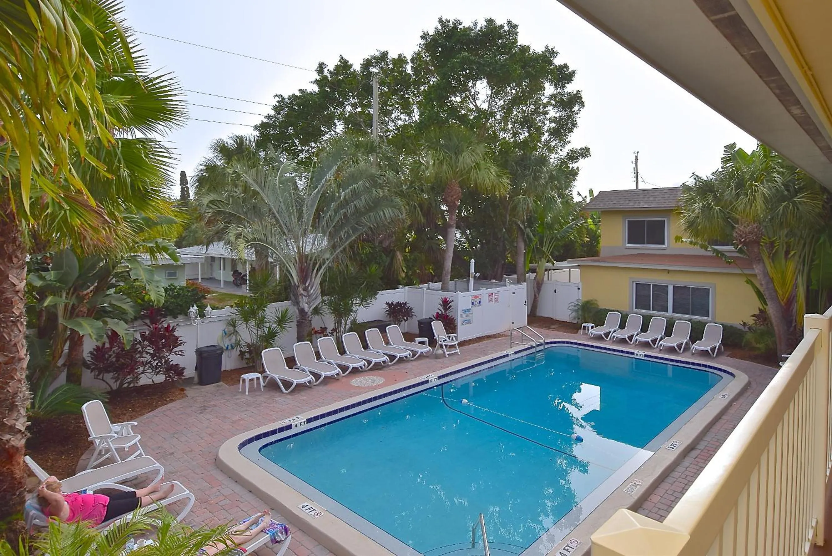 Swimming pool in Waves 18