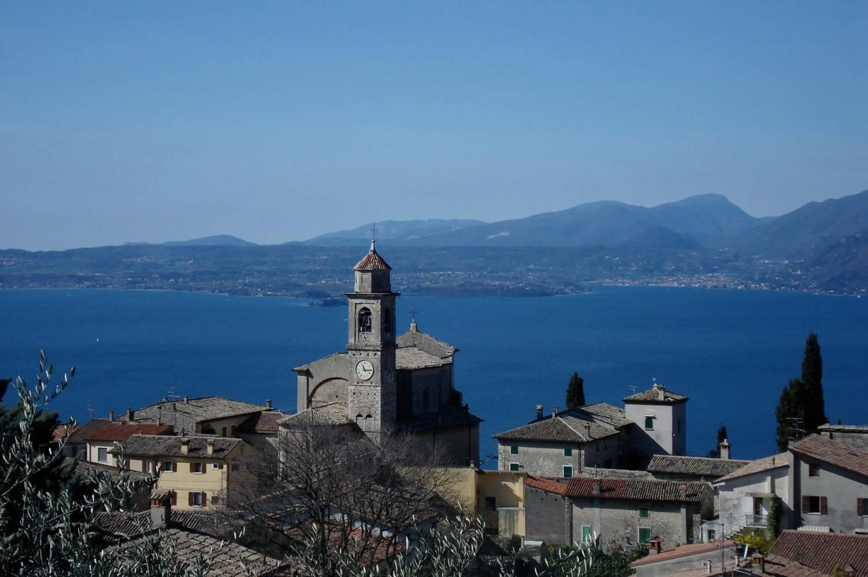 Lake view in Le Gemme Suite B&B