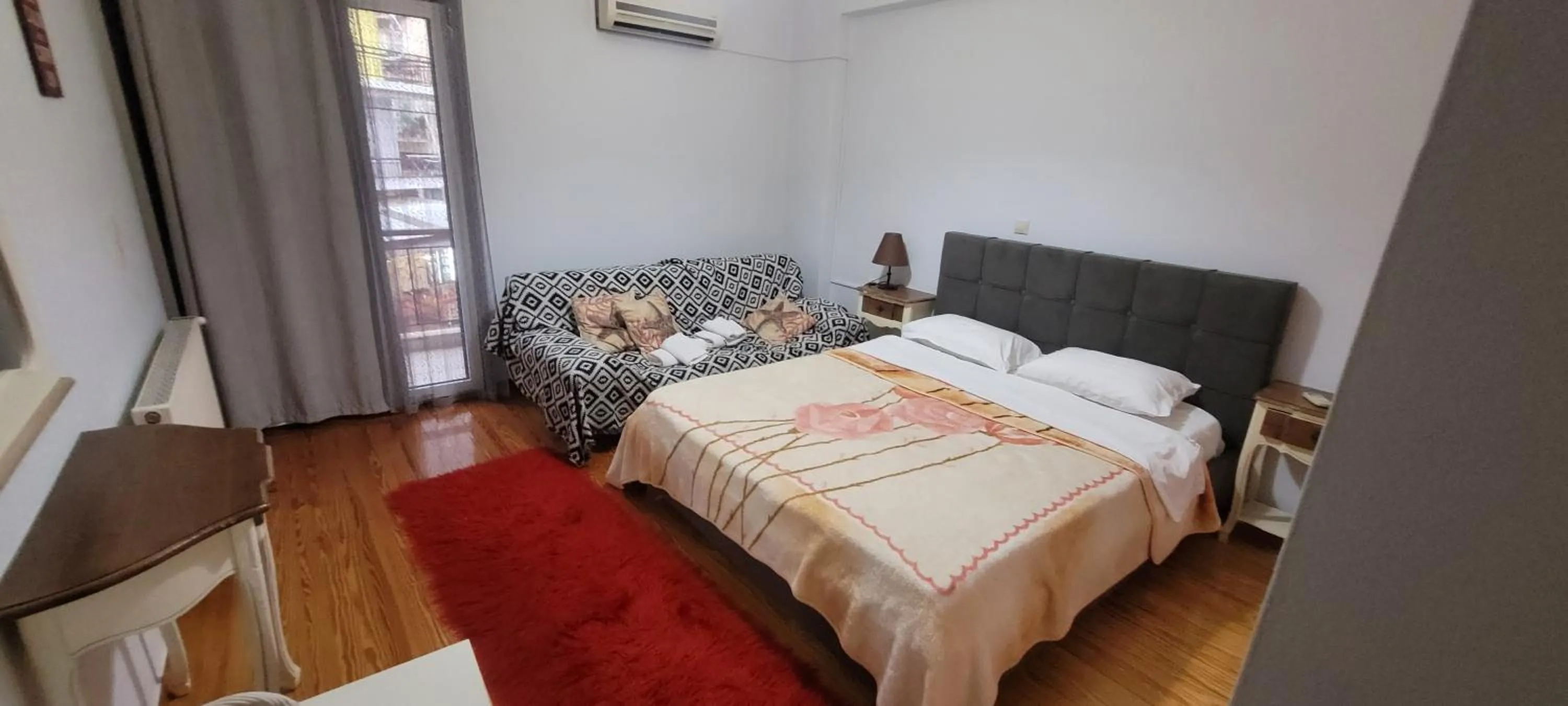 Bed in Lefkada Center Apartments