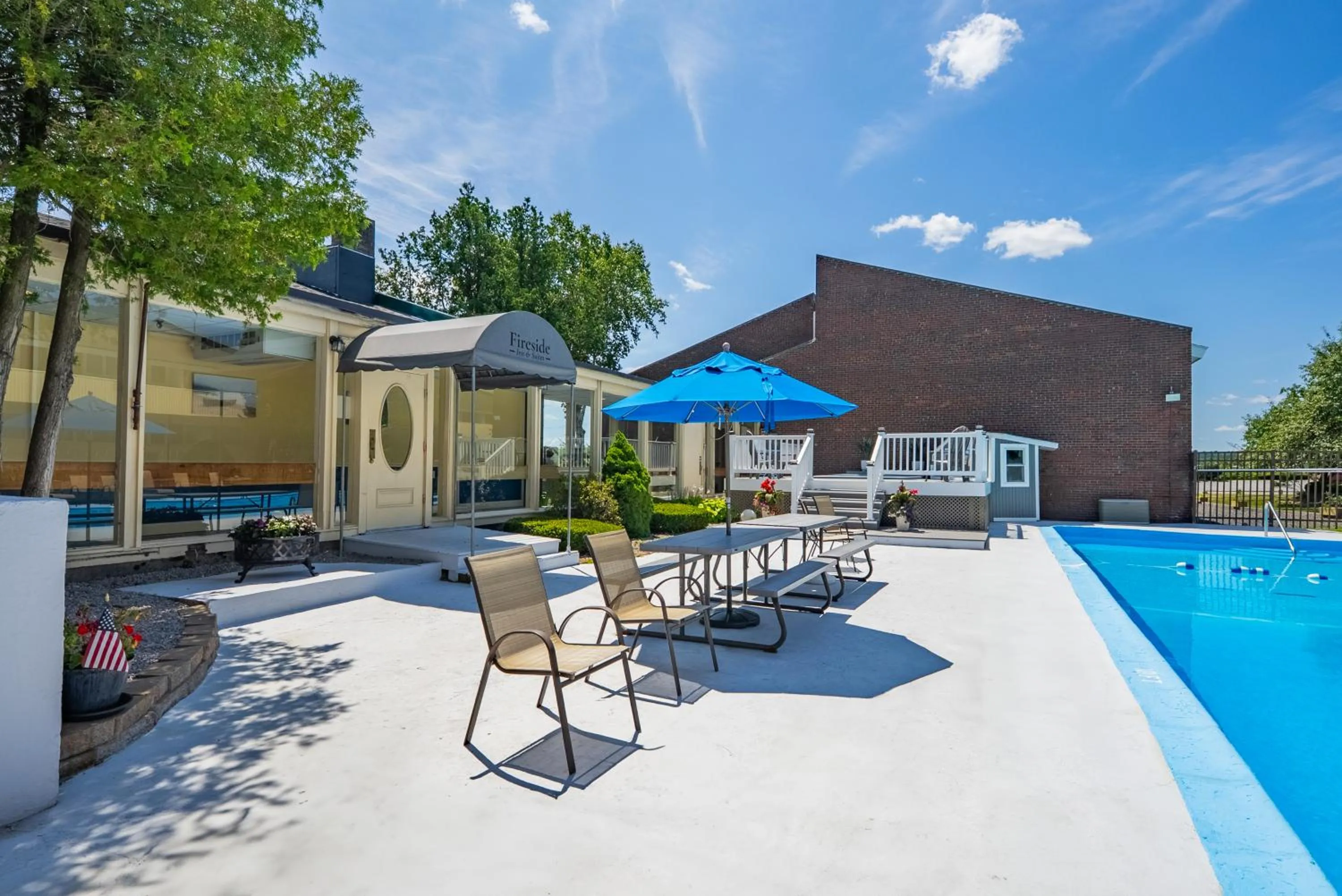 Swimming pool in Fireside Inn & Suites Waterville
