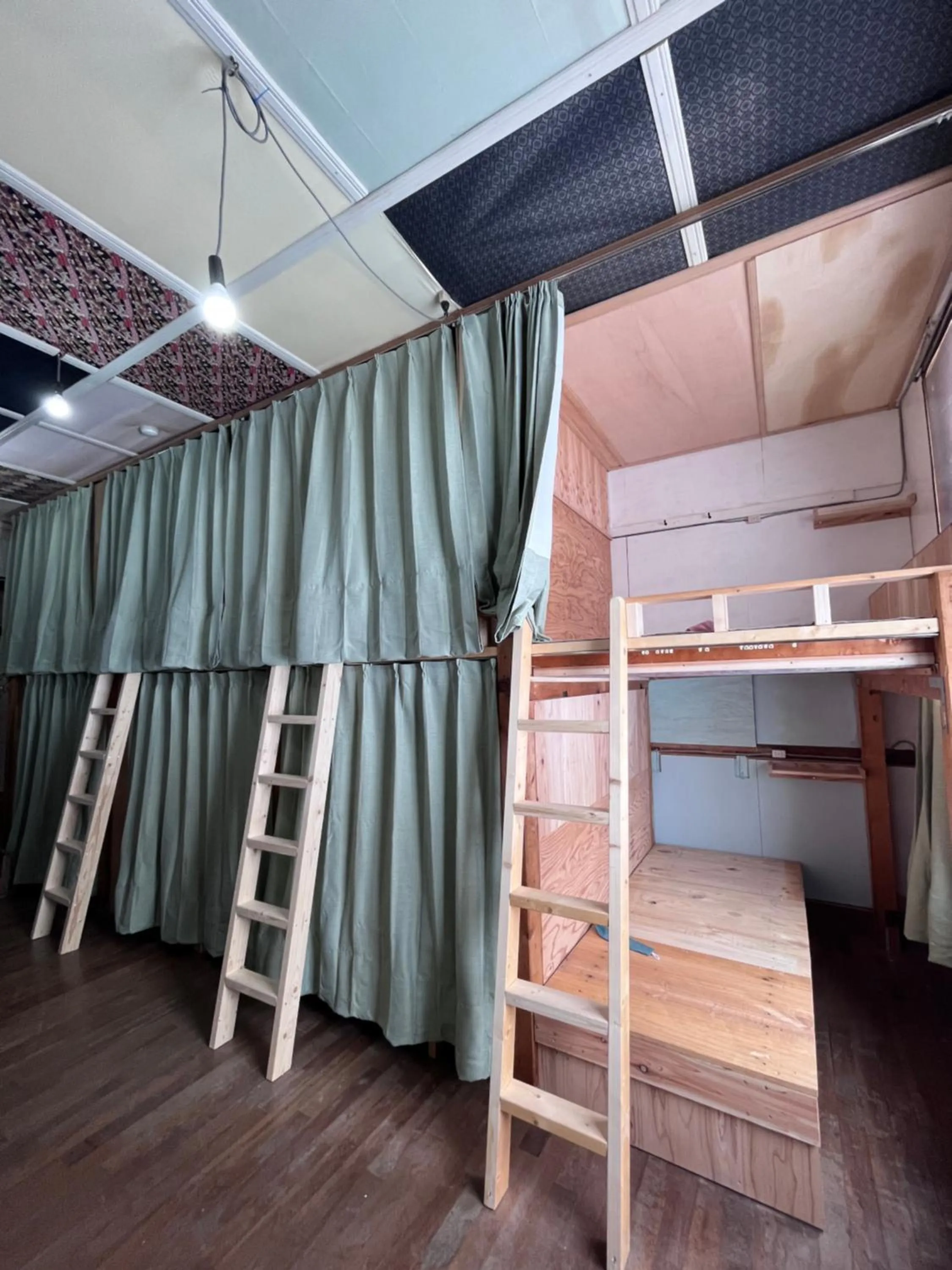 bunk bed, Bed in Boken Kazoku