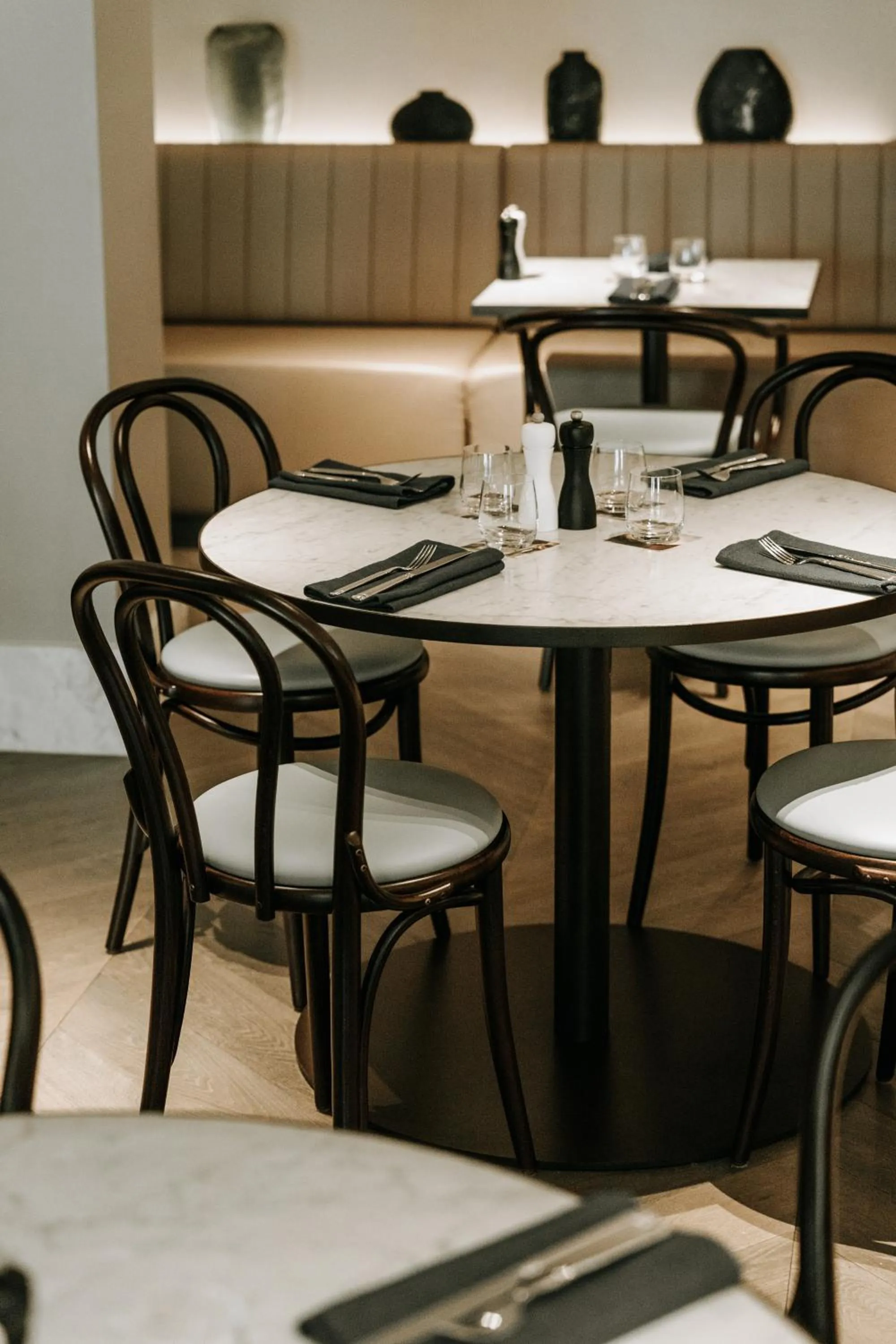 Restaurant/places to eat in The Lyall