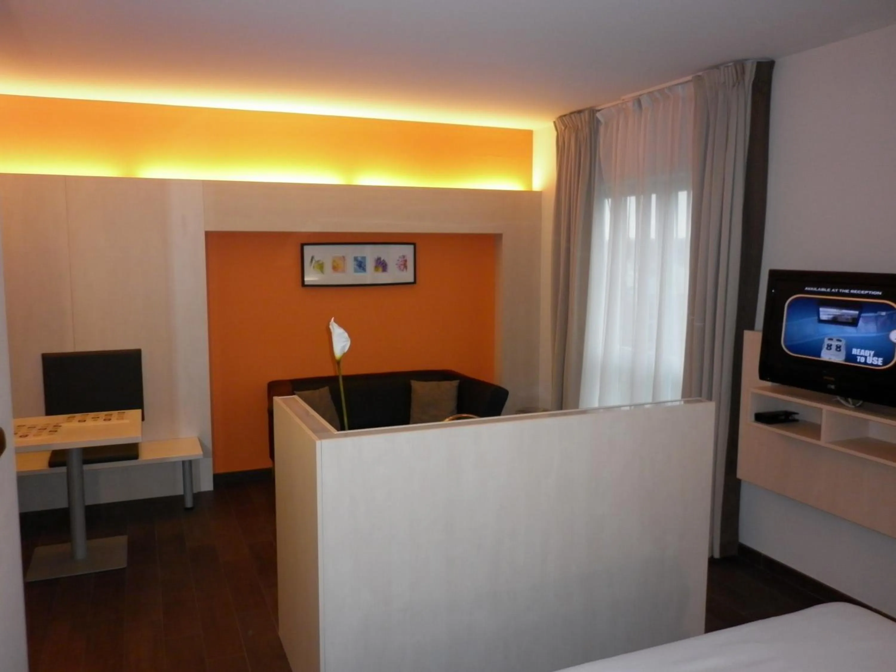 TV and multimedia in Ibis Styles La Louvière