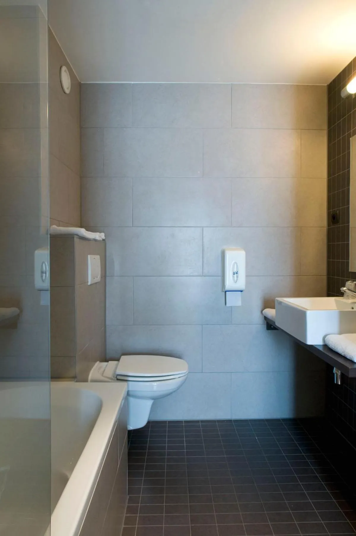 Bathroom in Ibis Styles La Louvière