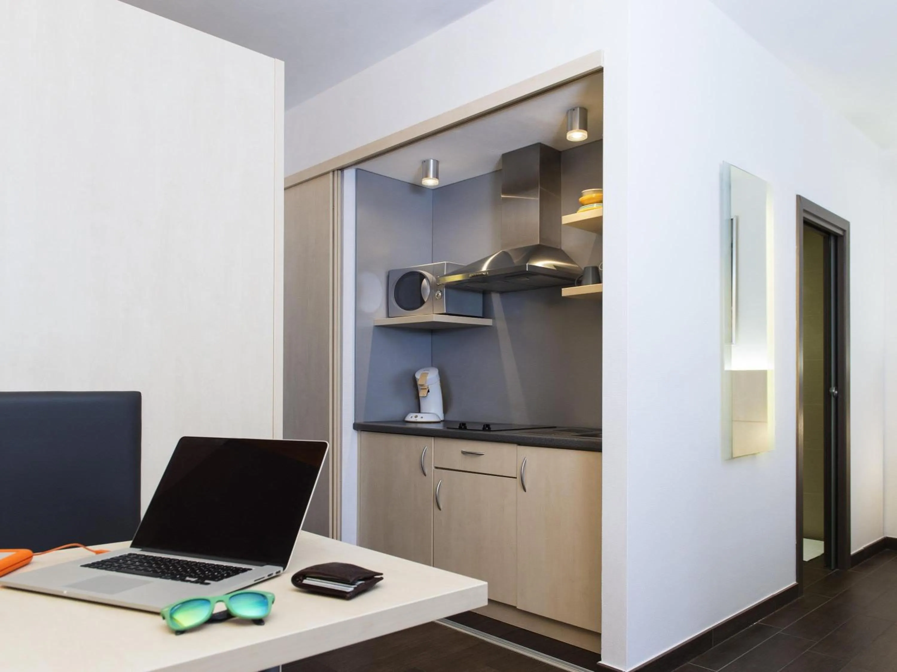 Bedroom in Ibis Styles La Louvière