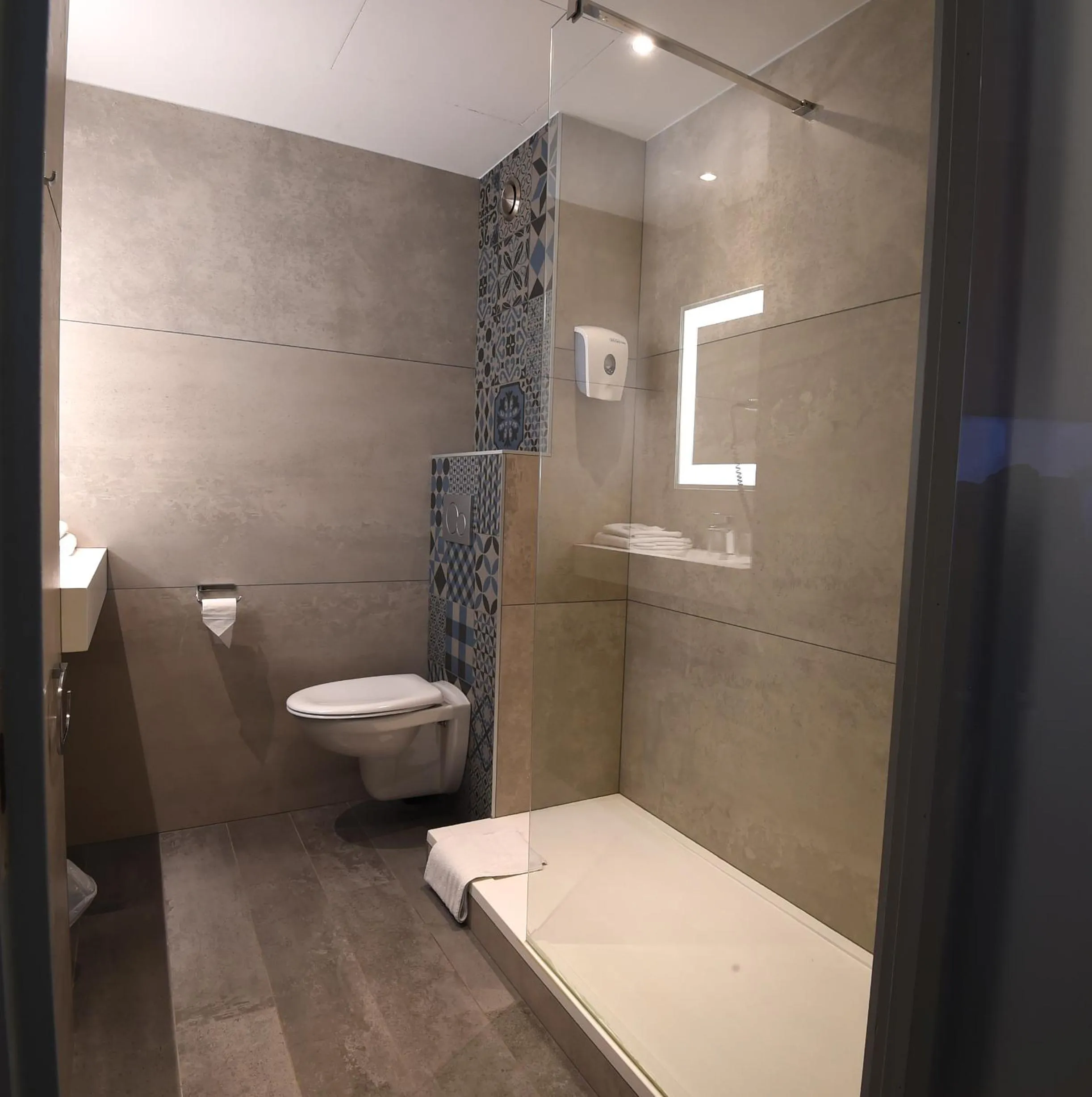 Bathroom in Ibis Styles La Louvière