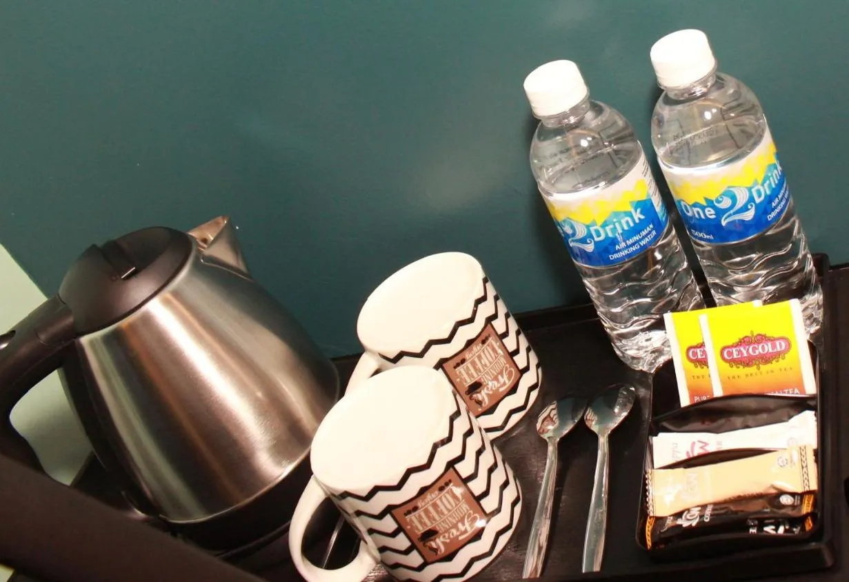 Coffee/tea facilities in GOOD 9 HOTEL - Bukit Dahlia