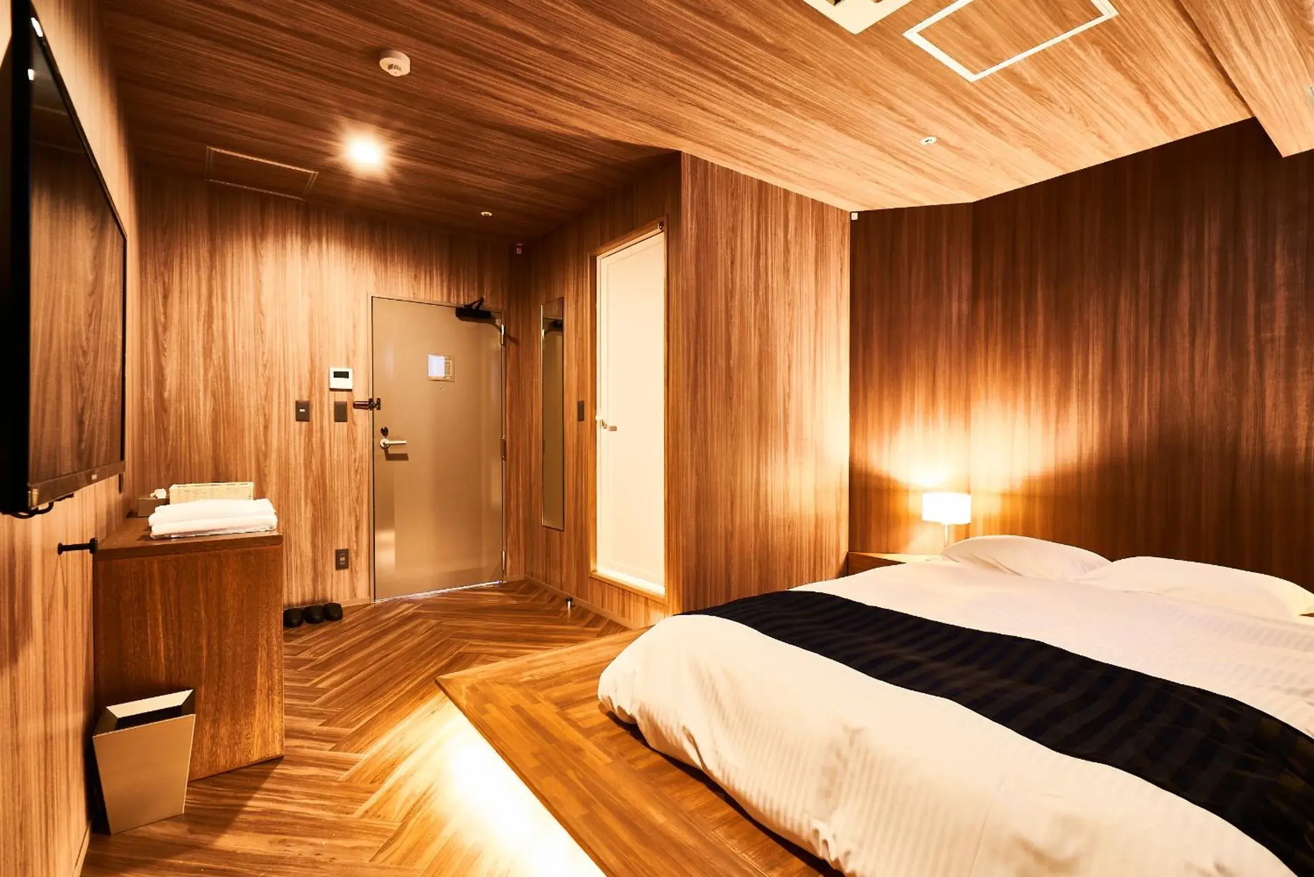 Photo of the whole room, Bed in &AND HOSTEL HOMMACHI EAST Photo of the whole room, Bed in &AND HOSTEL HOMMACHI EAST