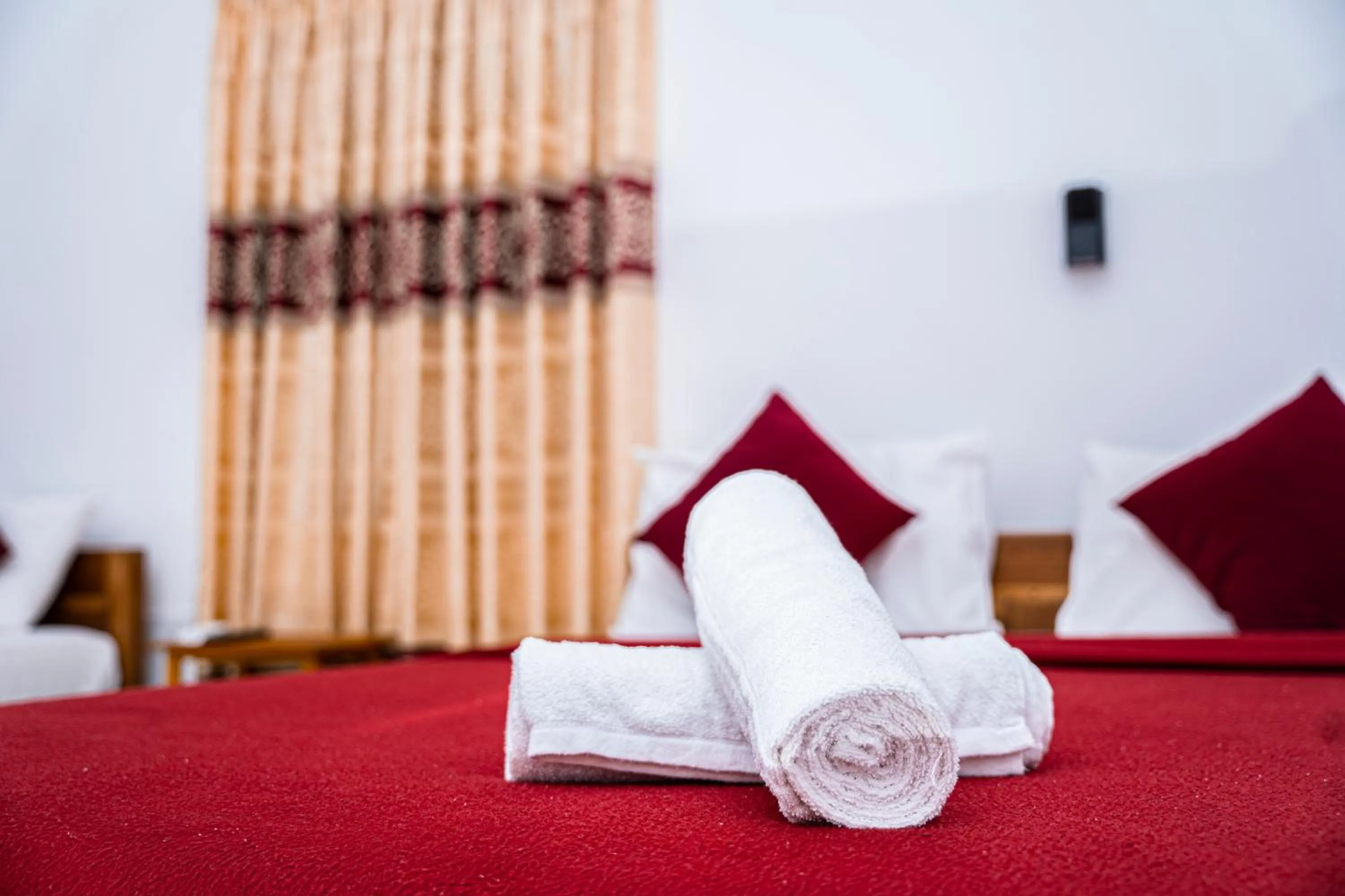 Bed in Theevanni Resort