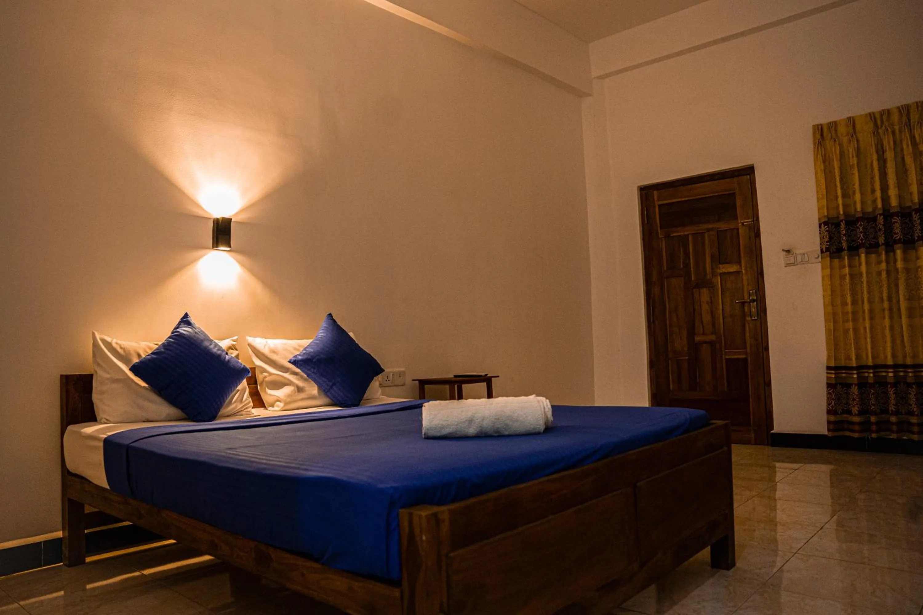 Bed in Theevanni Resort