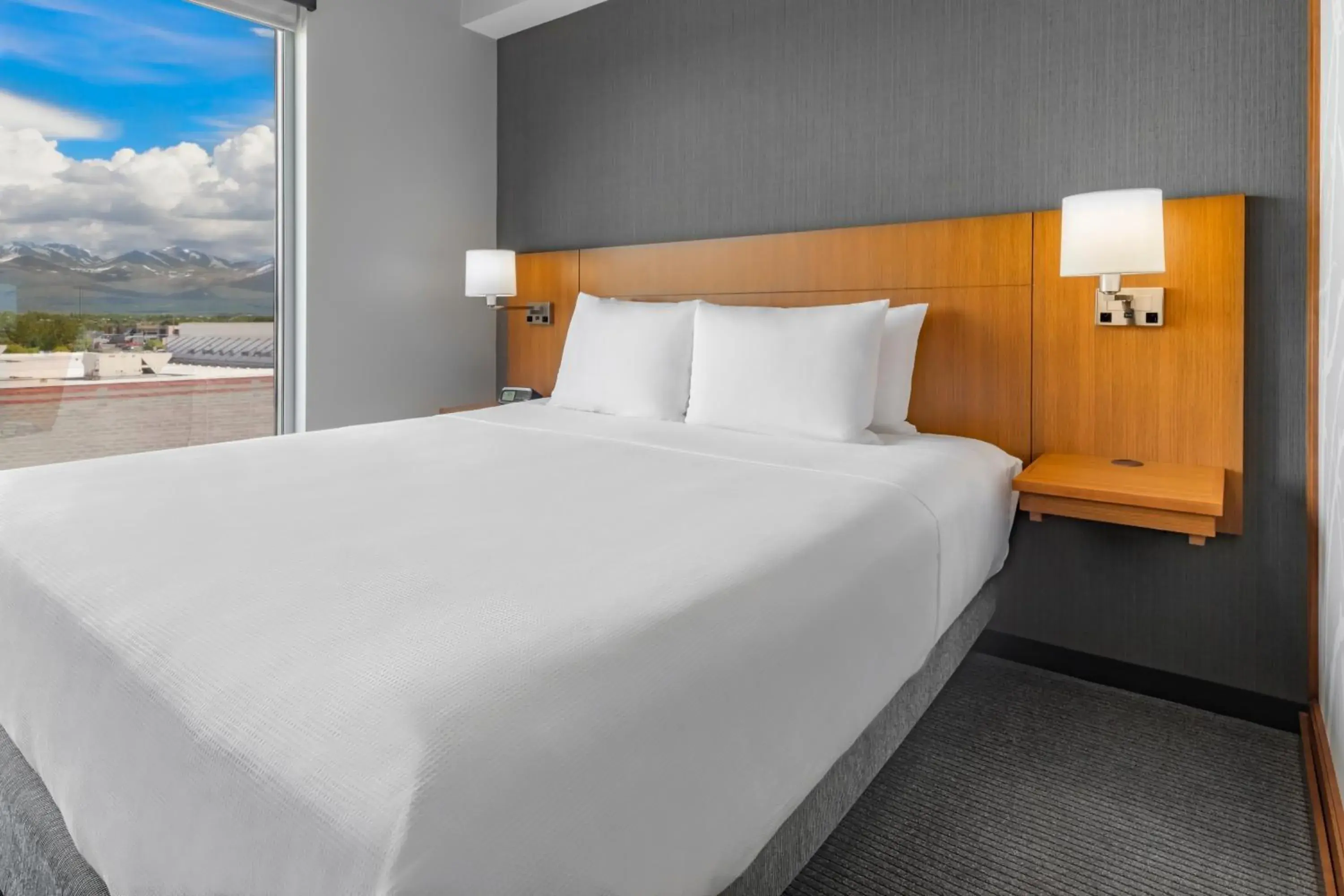 Bed in Hyatt Place Anchorage-Midtown Bed in Hyatt Place Anchorage-Midtown