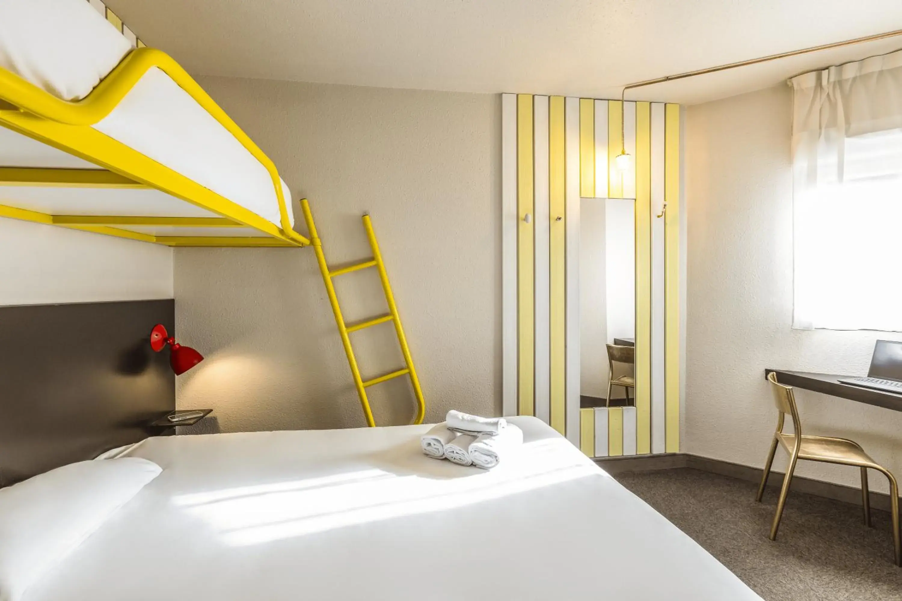 Bedroom, Bed in The Originals Access, Hôtel Limoges Nord Bedroom, Bed in The Originals Access, Hôtel Limoges Nord