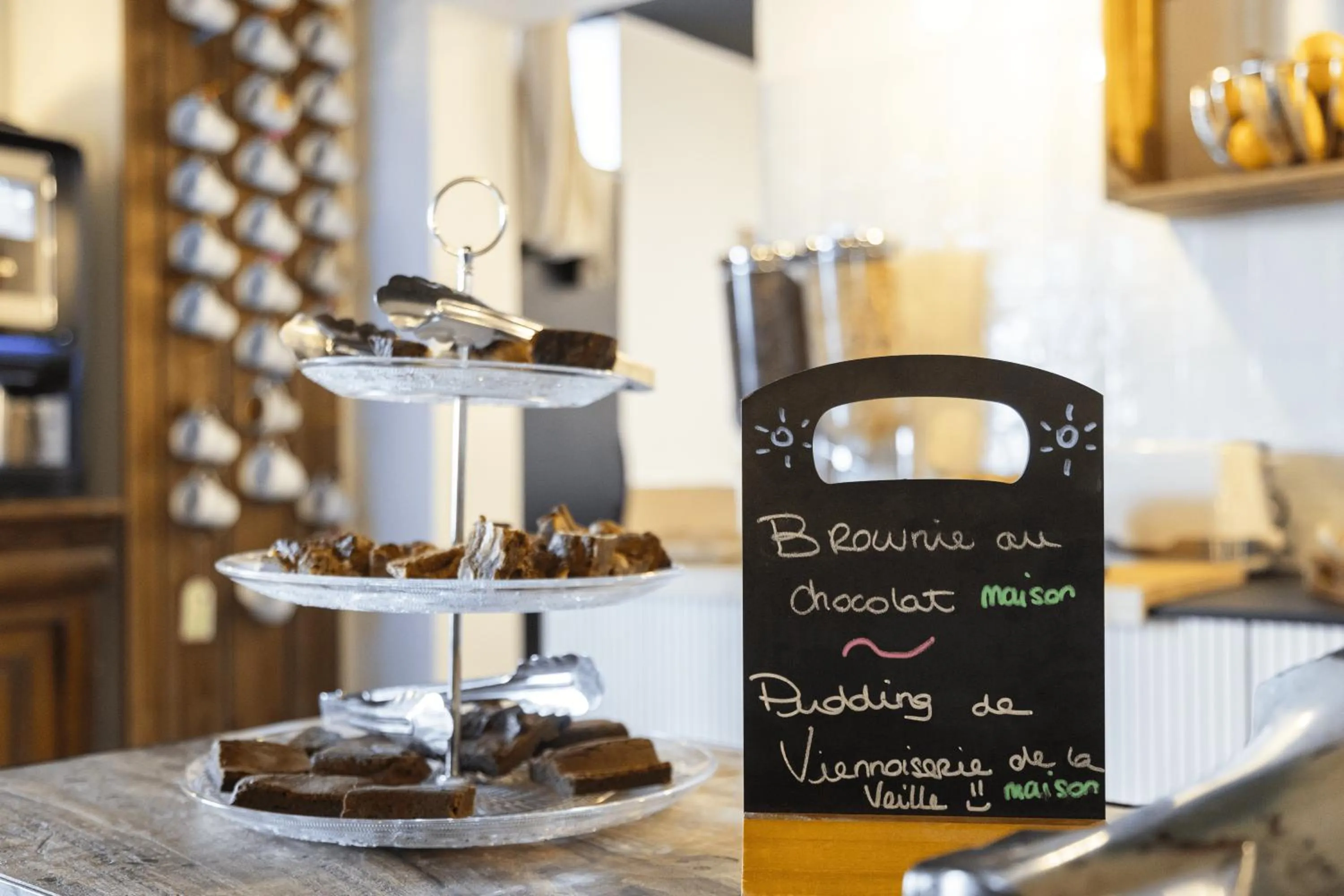 Breakfast in The Originals Access, Hôtel Limoges Nord