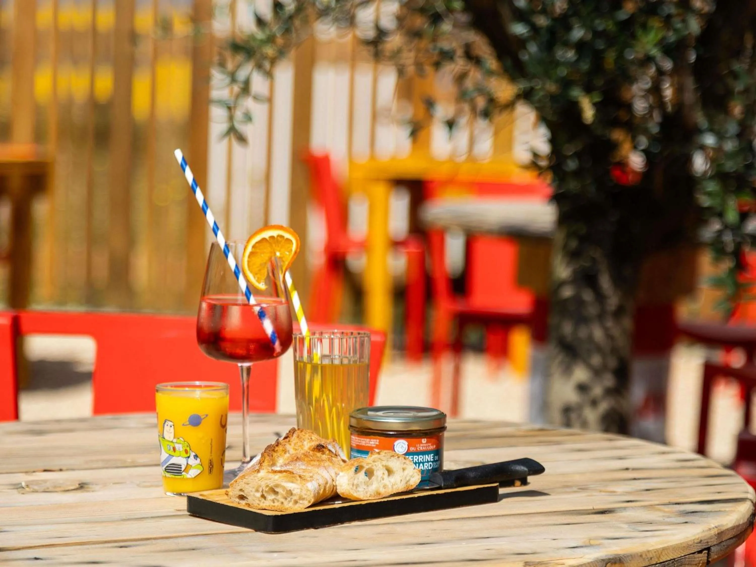 Lounge or bar in Greet Hotel Limoges Nord