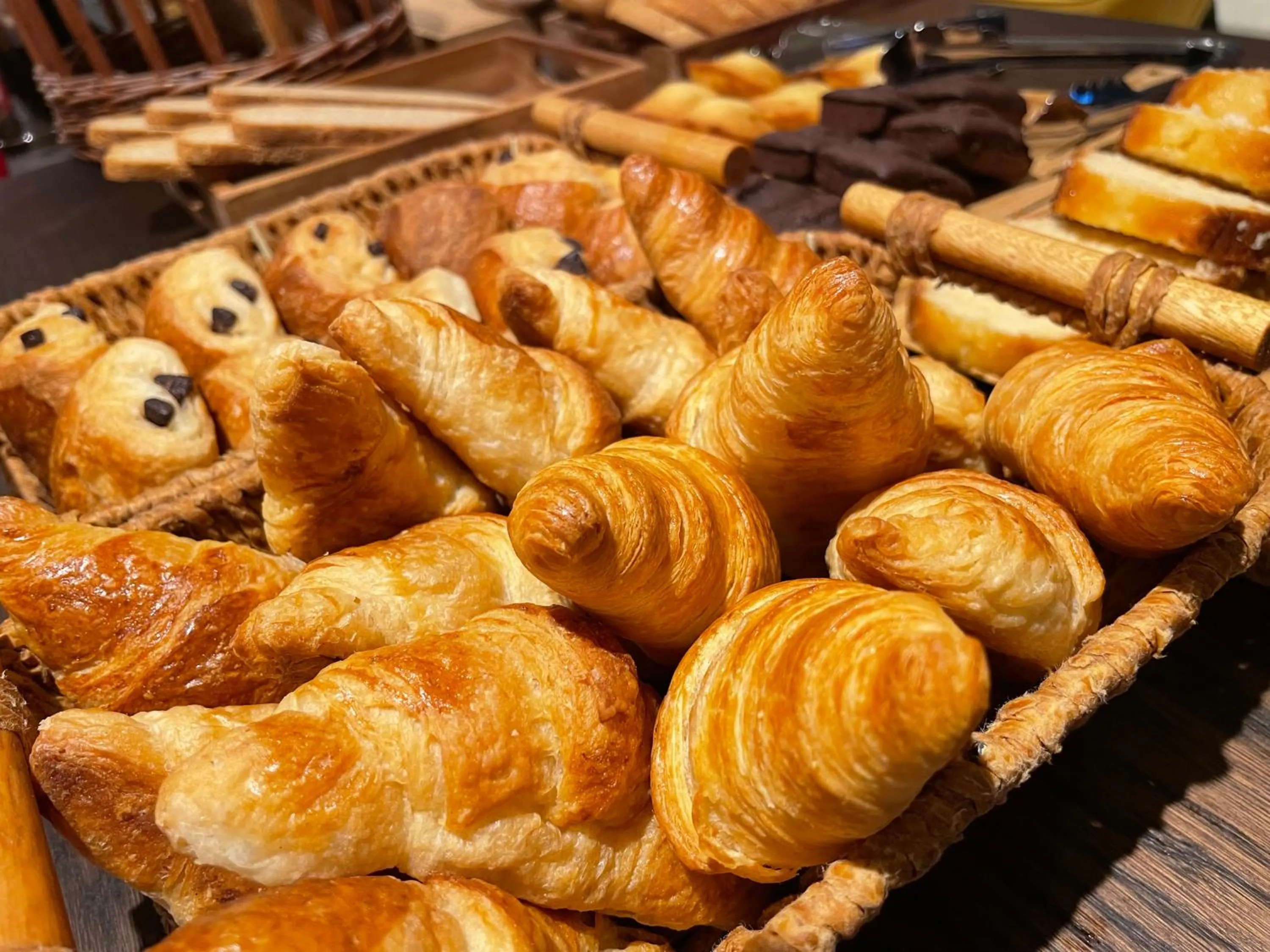 Breakfast in The Originals Access, Hôtel Limoges Nord