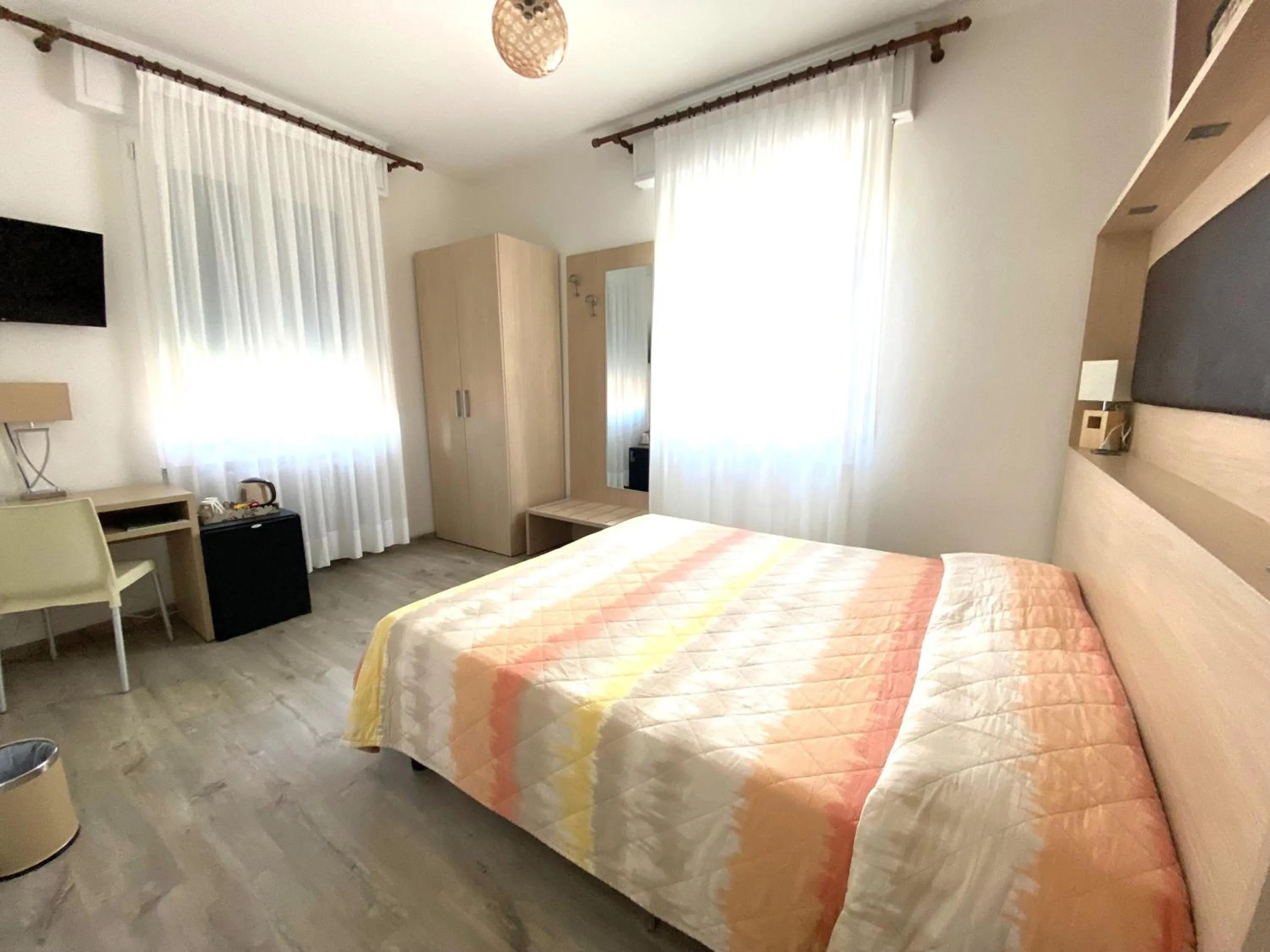 Photo of the whole room, Bed in Hotel Alpino