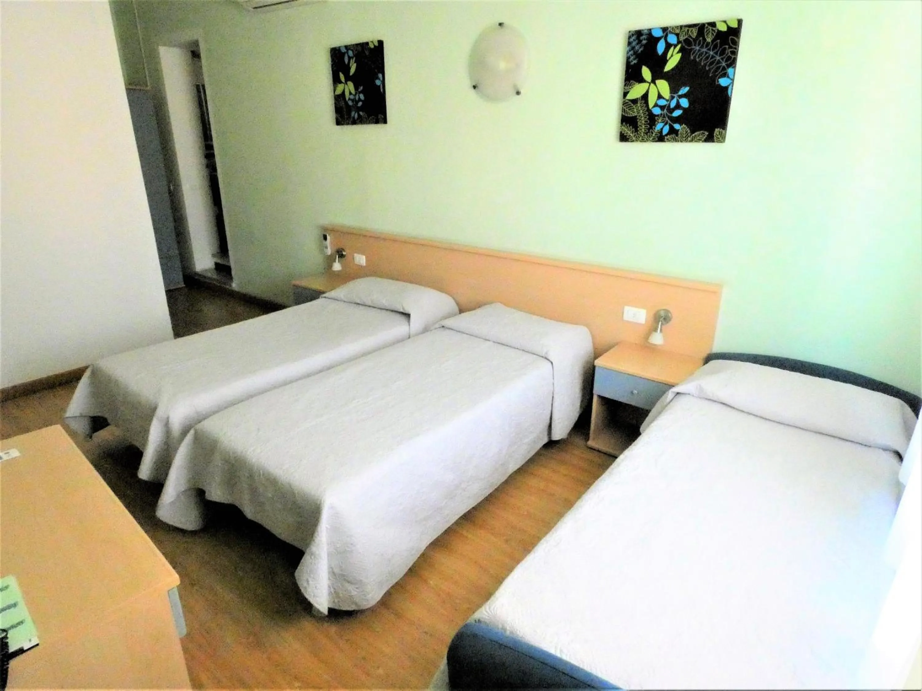 Bedroom, Bed in Hotel Alpino