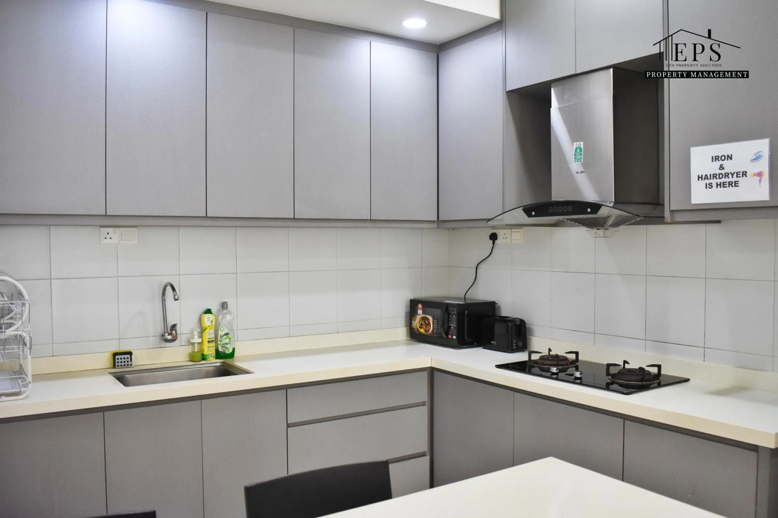 DaMen Homestay @SubangHomeStay