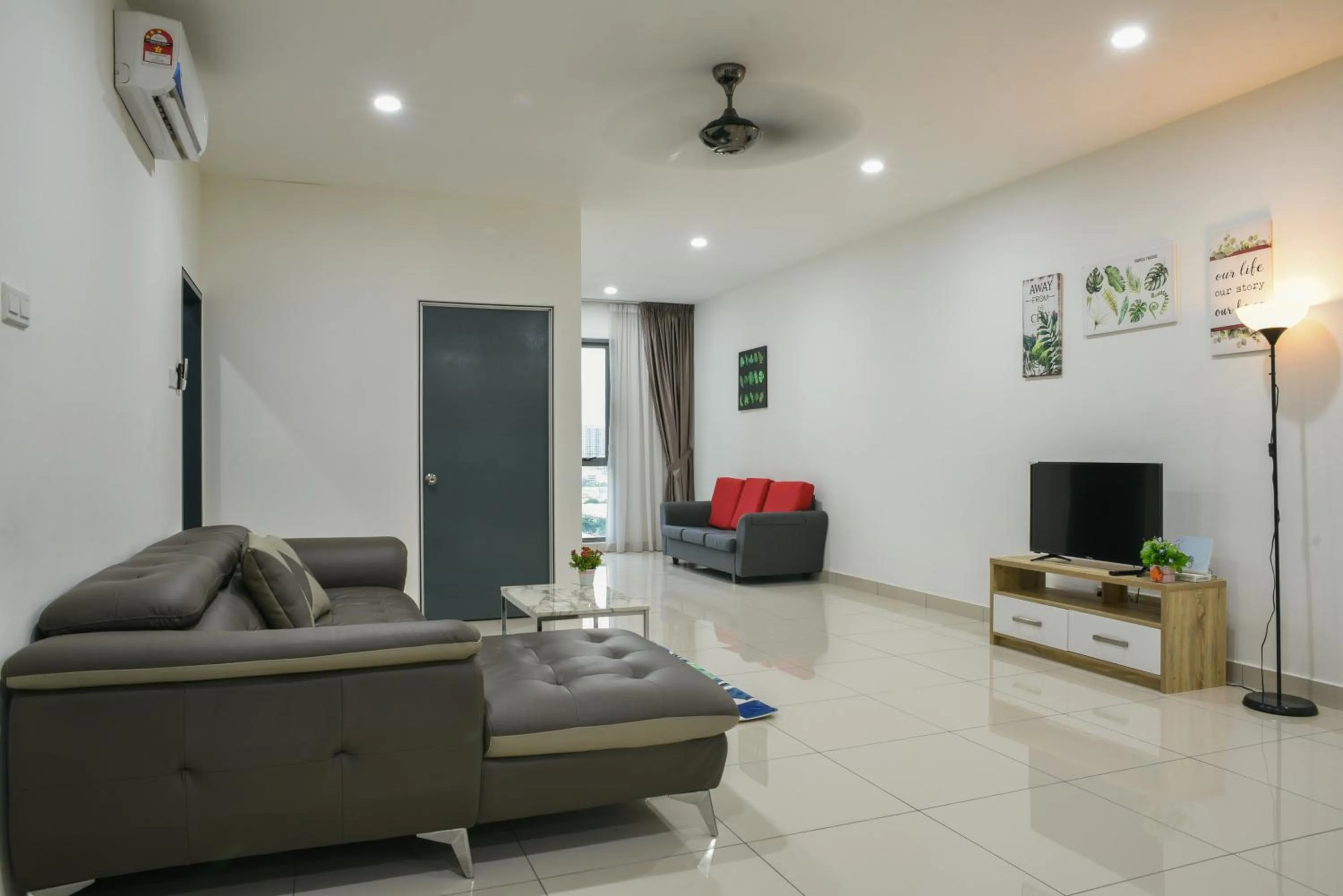 DaMen Homestay @SubangHomeStay