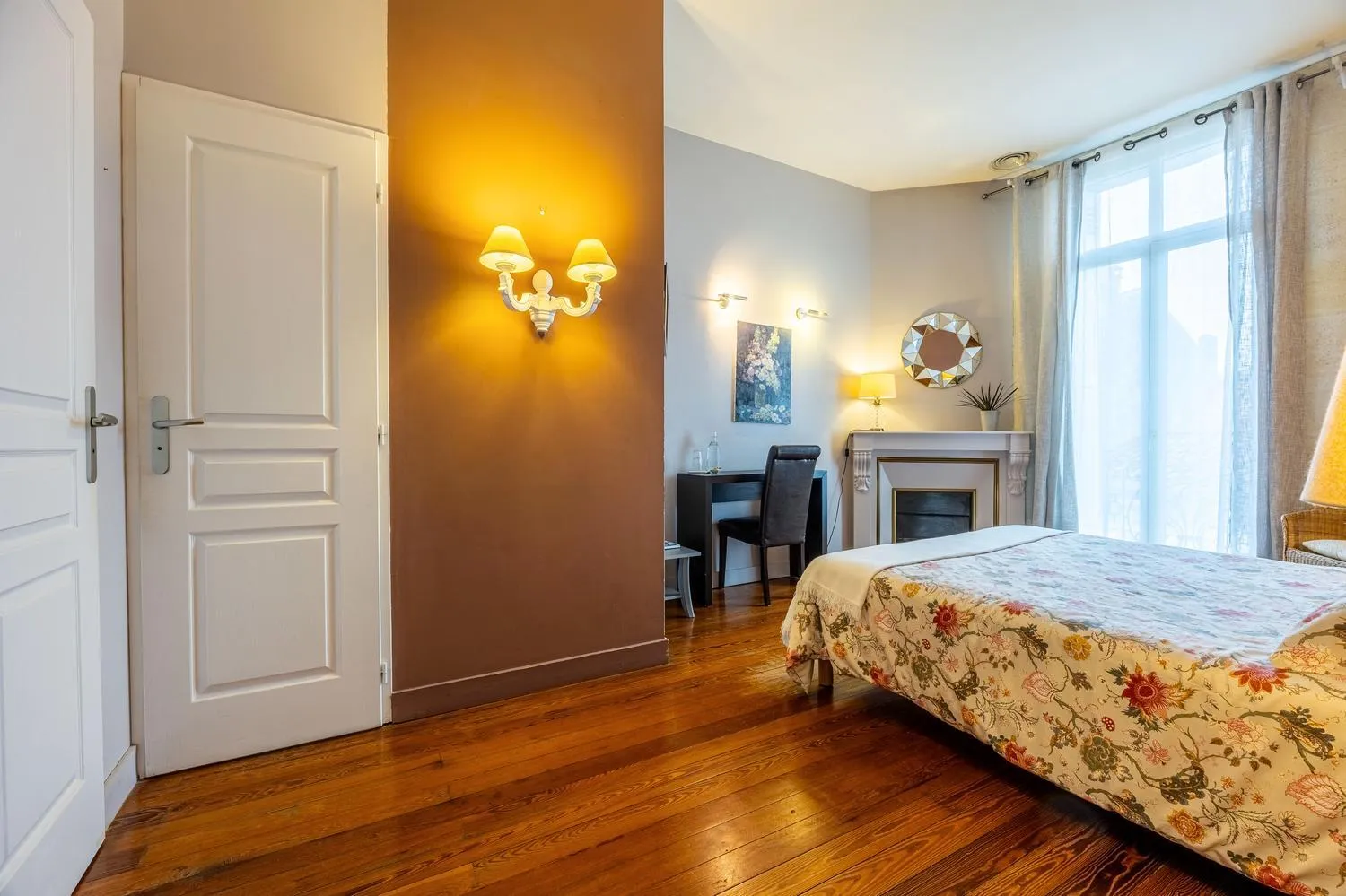 Bedroom, Bed in B&B La Halte Montaigne