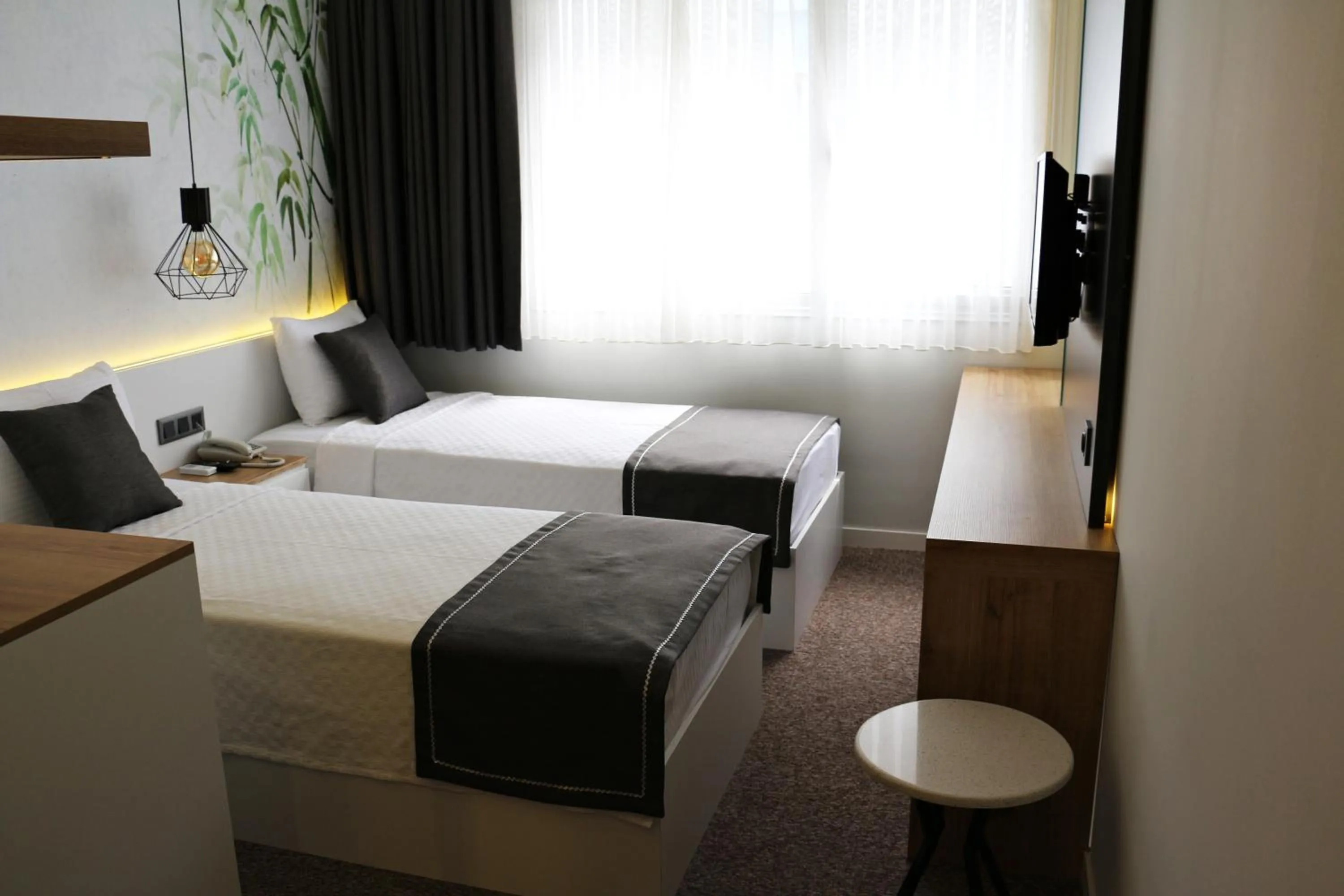 Photo of the whole room, Bed in Luis Otel