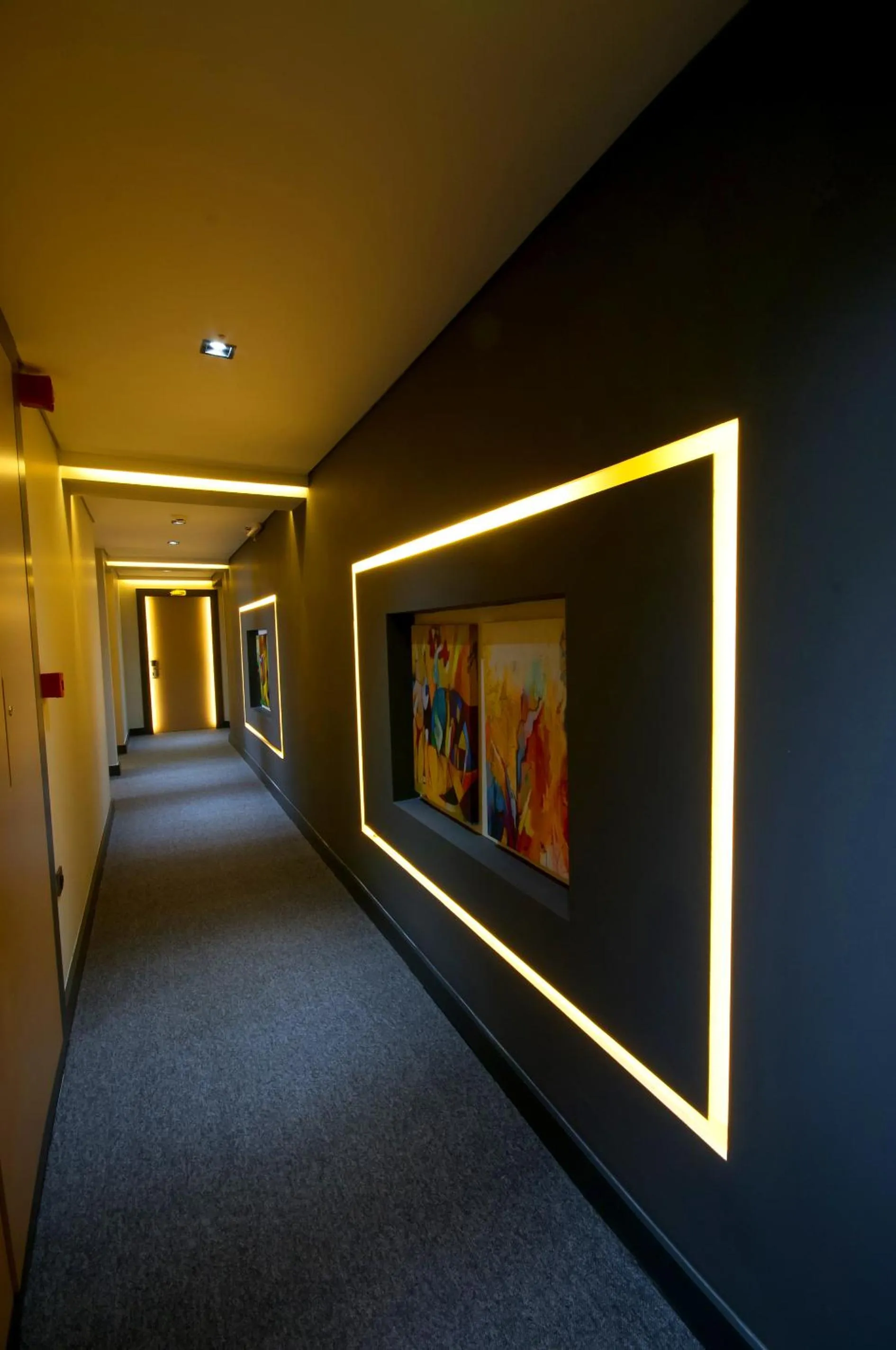 Property building in Luis Otel