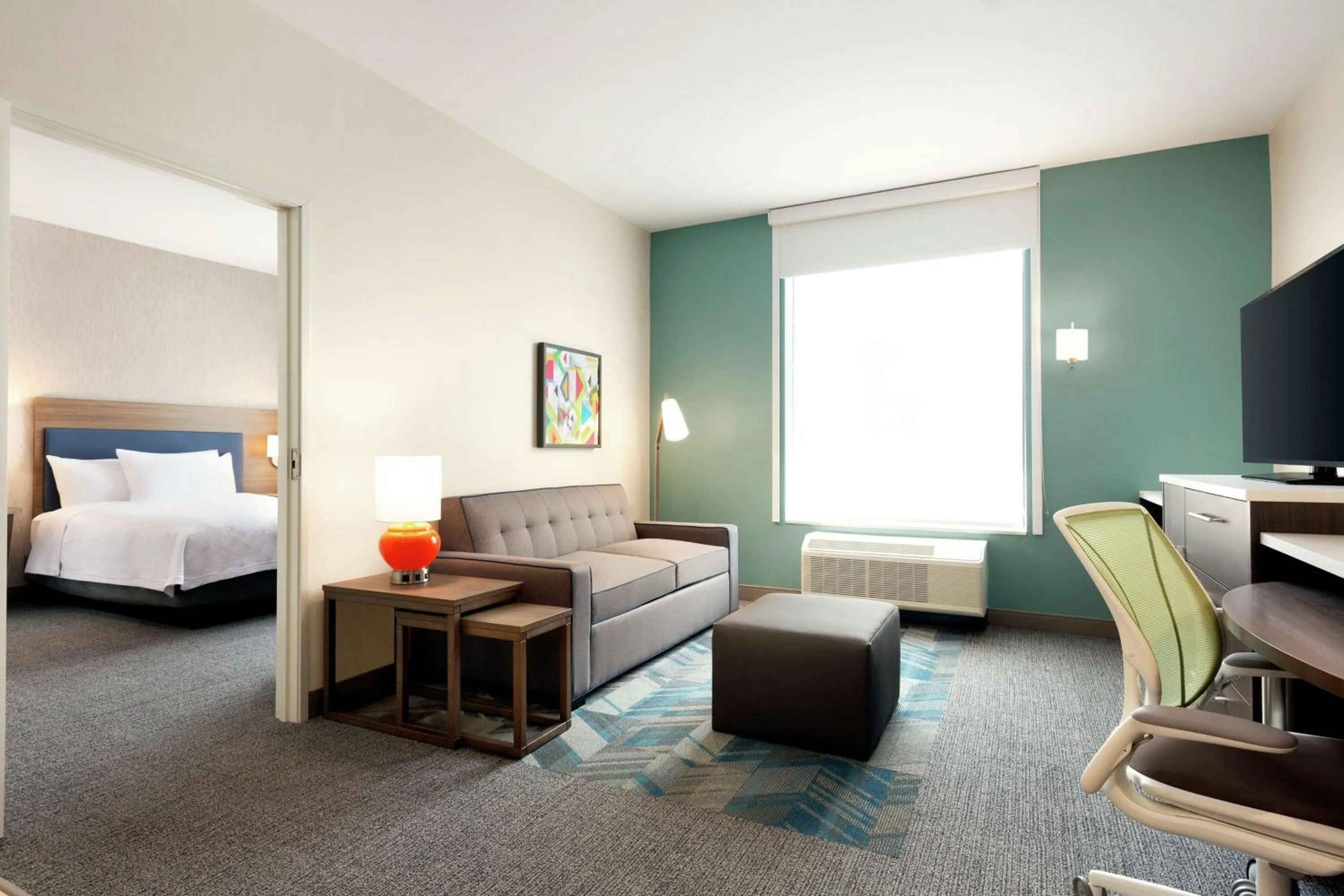 Bedroom, Bed in Home2 Suites By Hilton Houston-Pearland, Tx