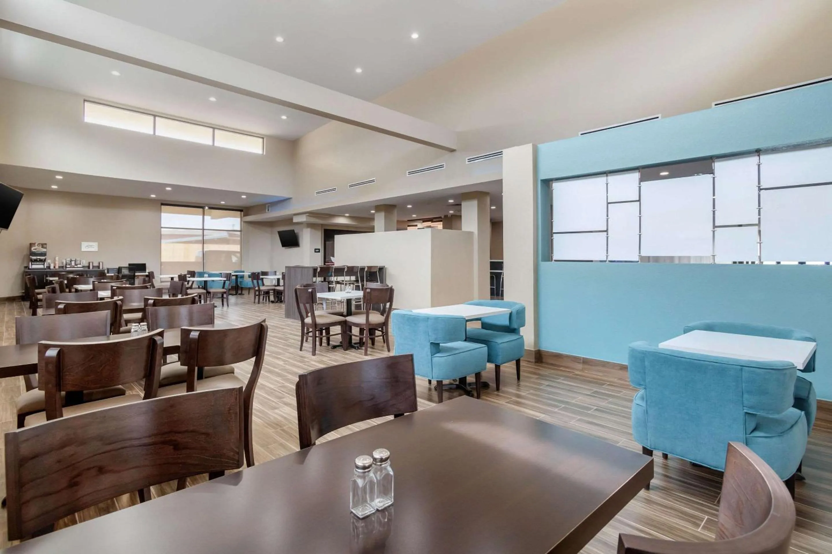 Restaurant/places to eat in Sleep Inn & Suites Bricktown - near Medical Center