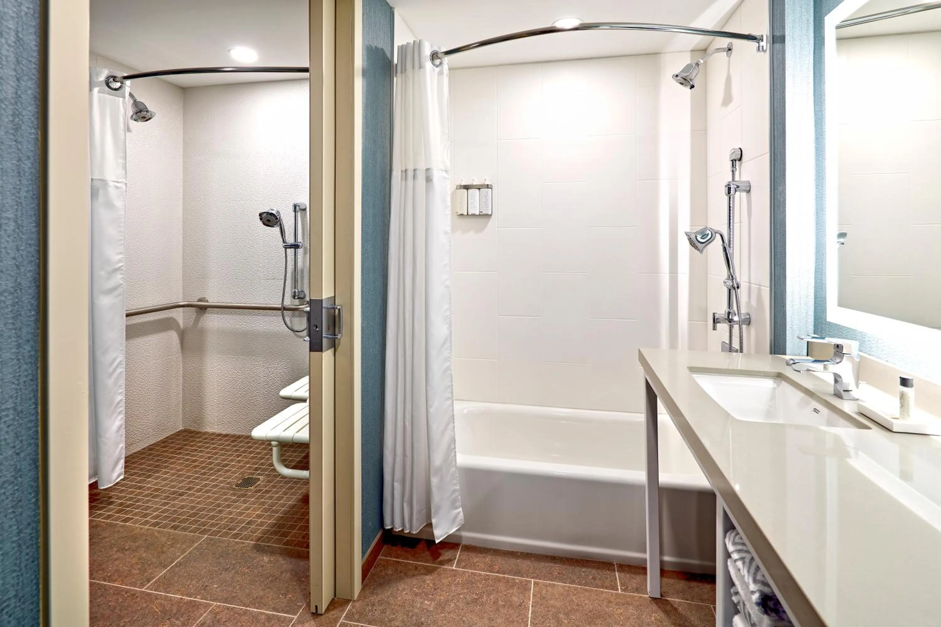 Anaheim Resort Suites