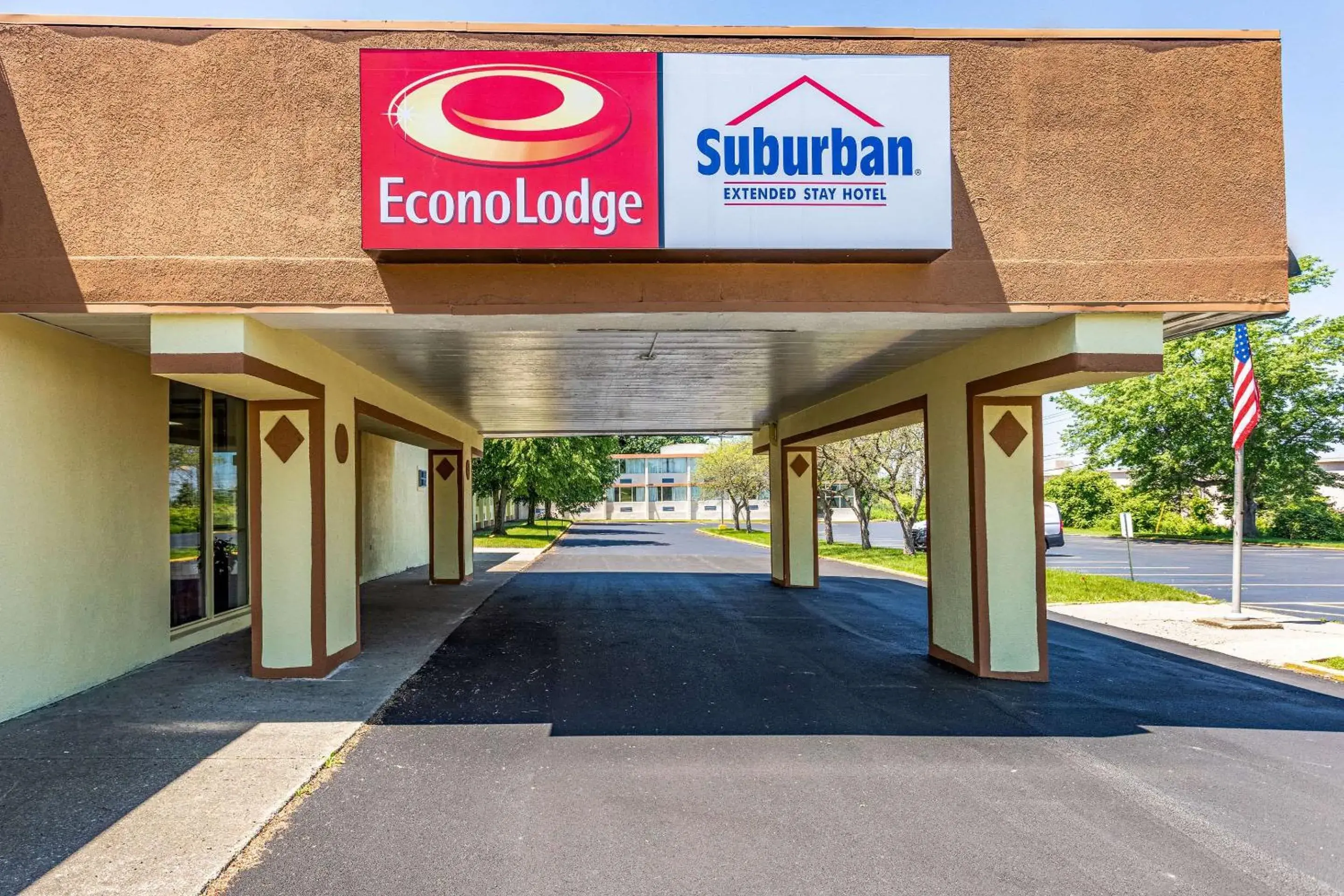 Property building in Americas Best Value Inn Fredonia NY Property building in Americas Best Value Inn Fredonia NY