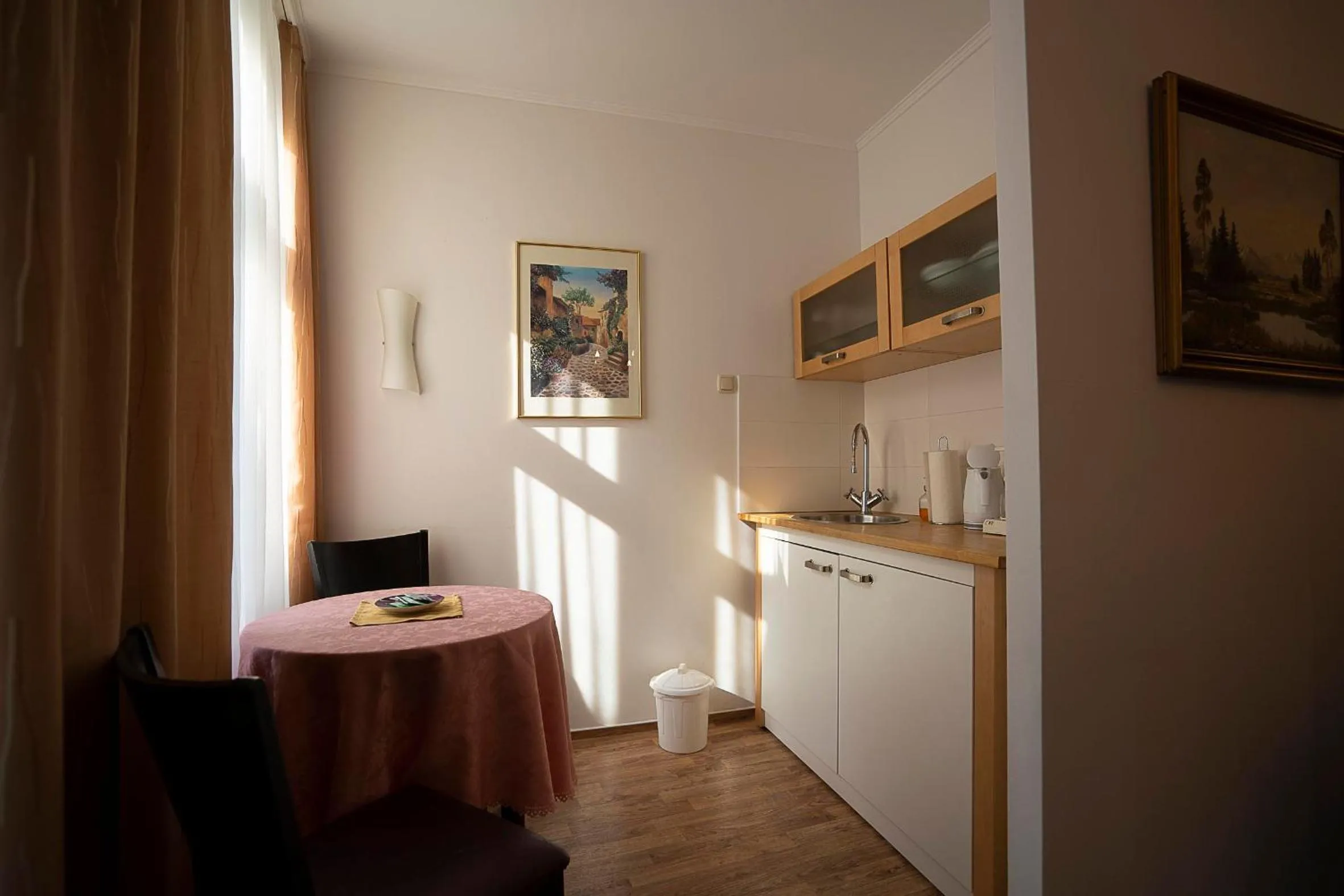 Other, Bed in Pension am Dom