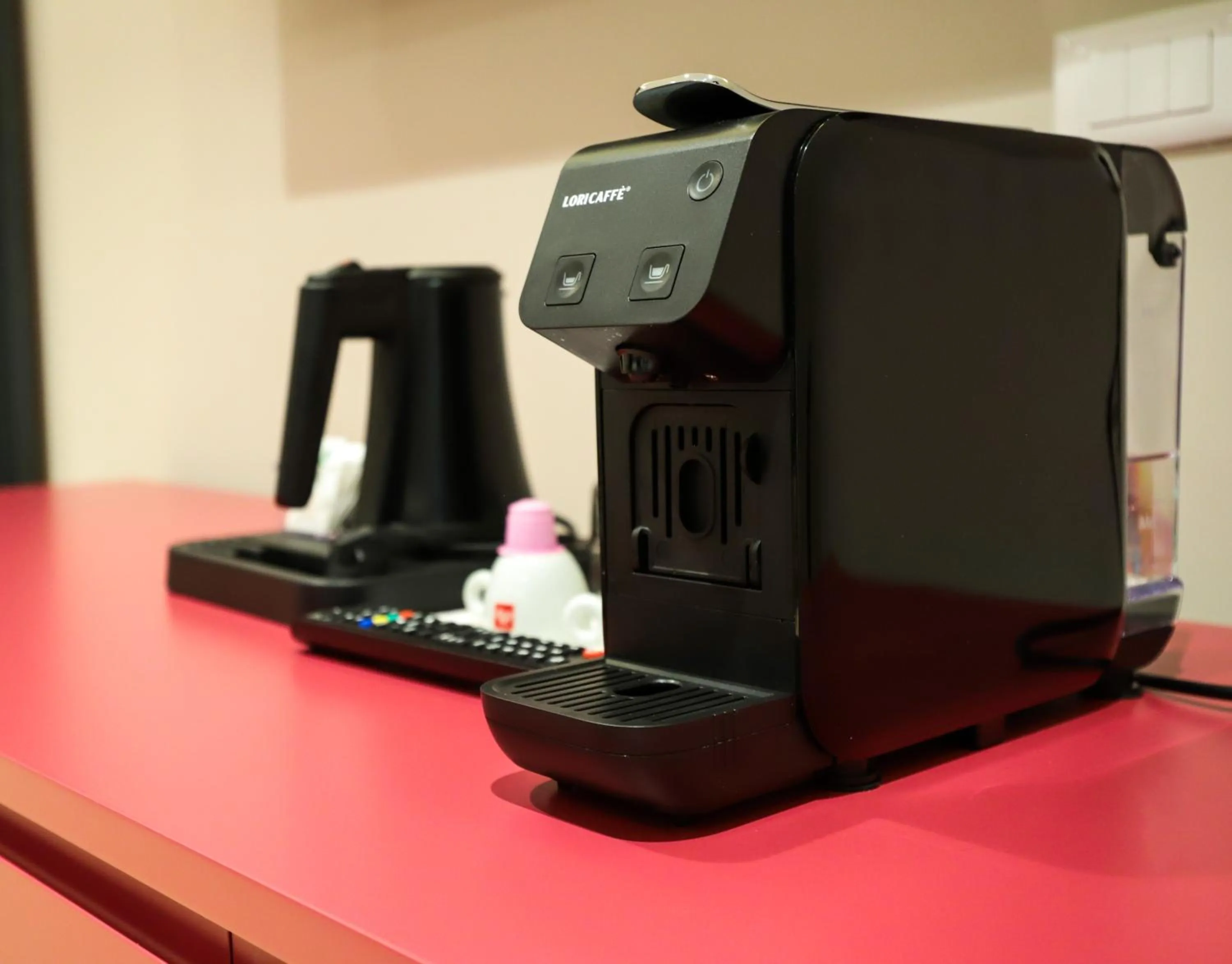 Coffee/tea facilities in Arté Boutique Hotel