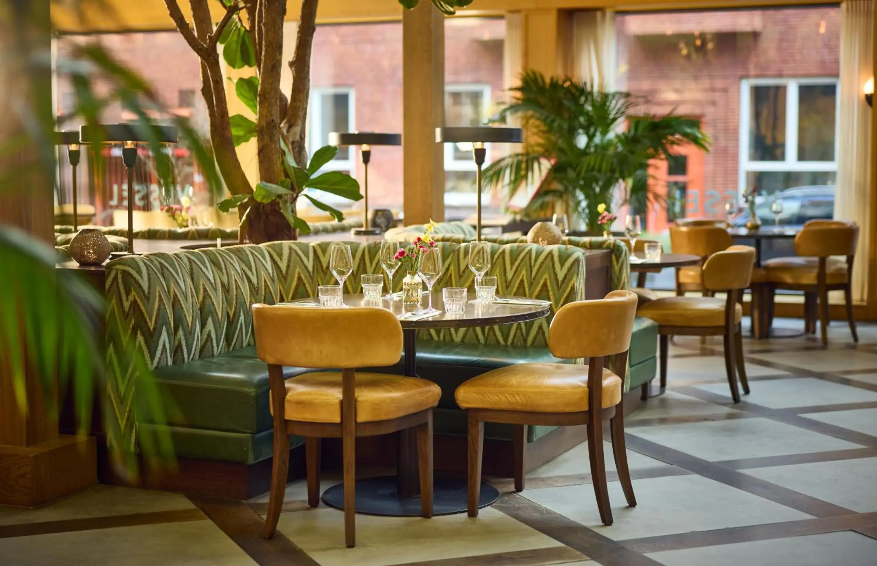 Restaurant/places to eat in The July - Boat & Co Restaurant/places to eat in The July - Boat & Co