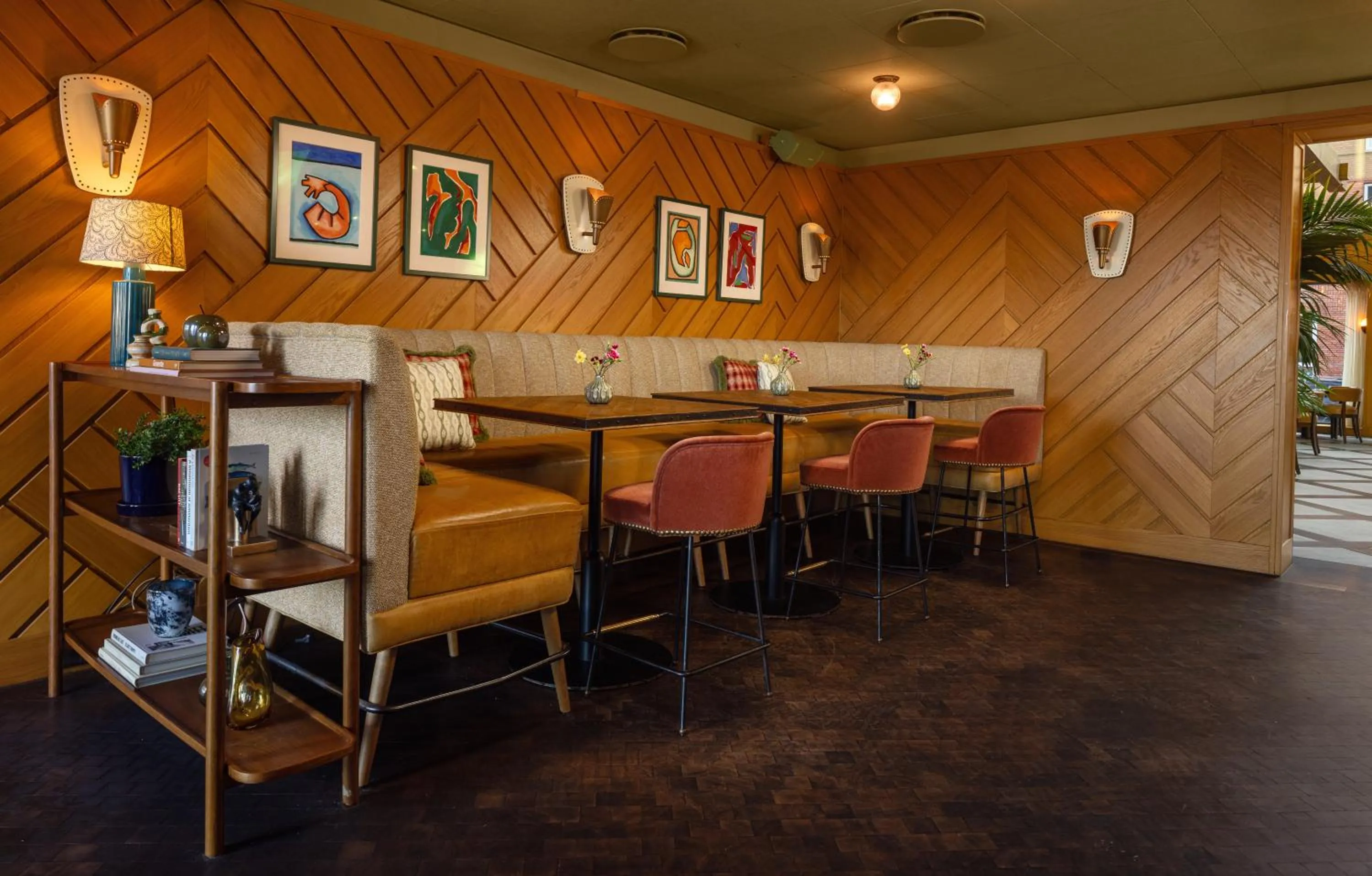 Restaurant/places to eat in The July - Boat & Co