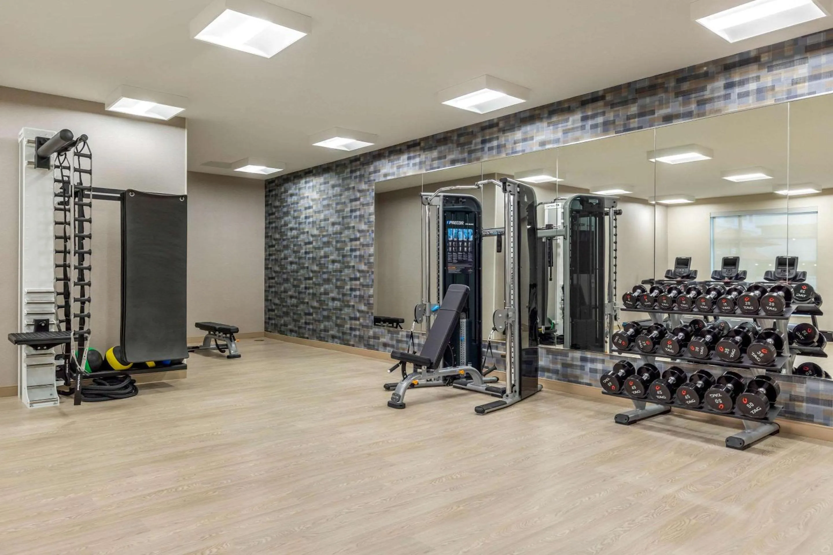 Fitness centre/facilities in Cambria Hotel Milwaukee Downtown