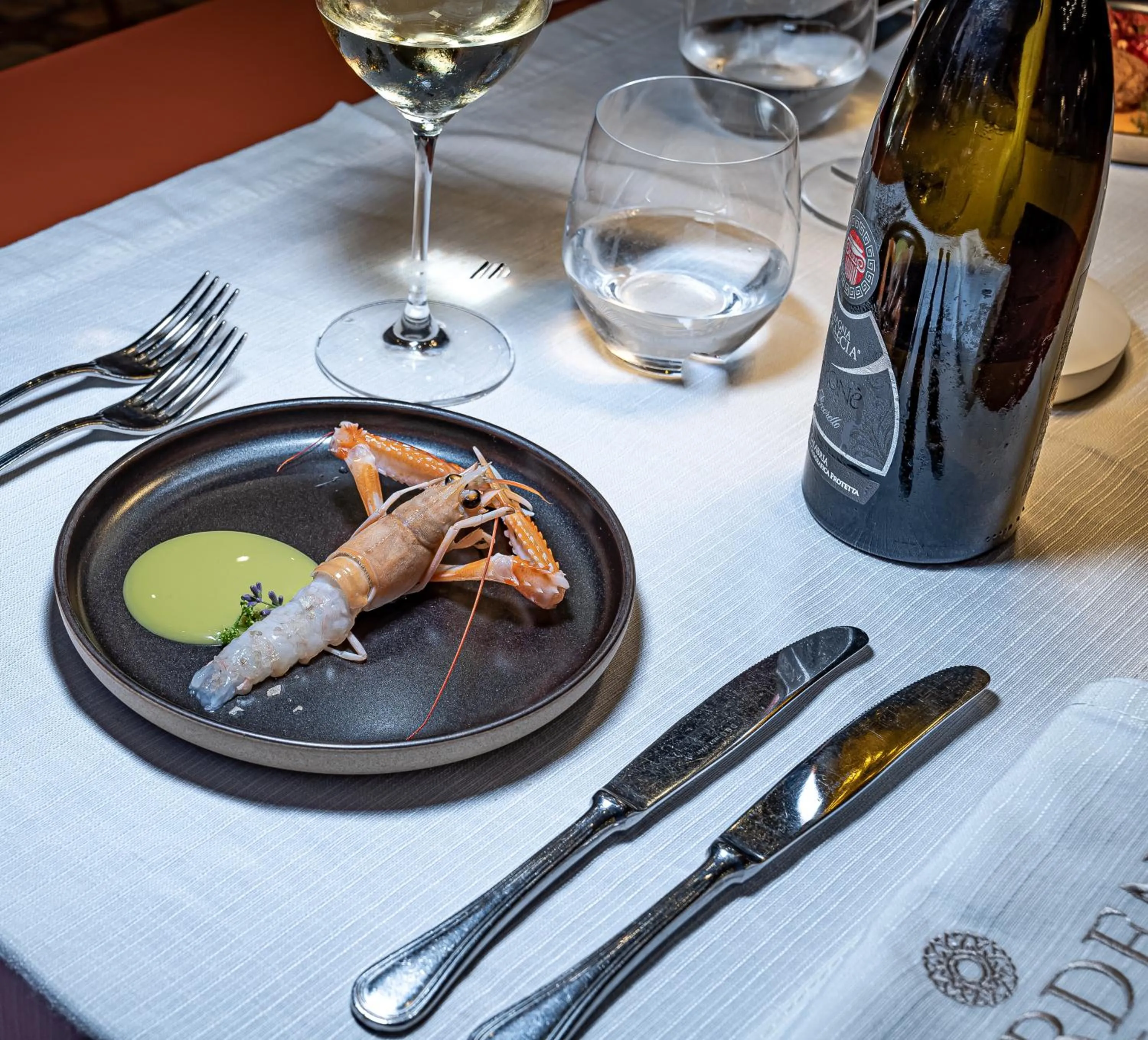 Restaurant/places to eat in Hotel Garden