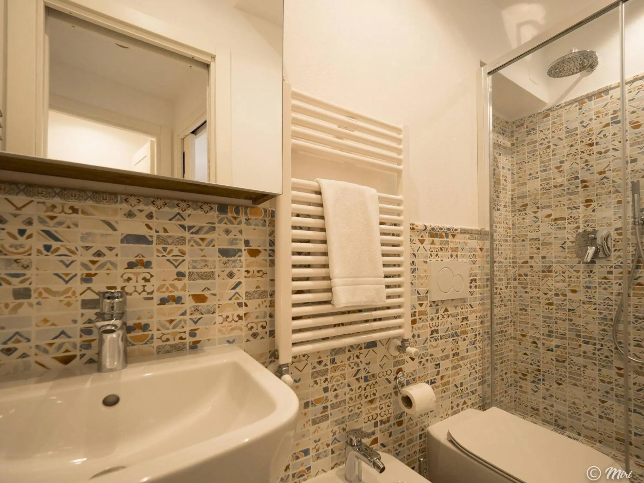 Bathroom in Ventu de Ma Studios & Rooms
