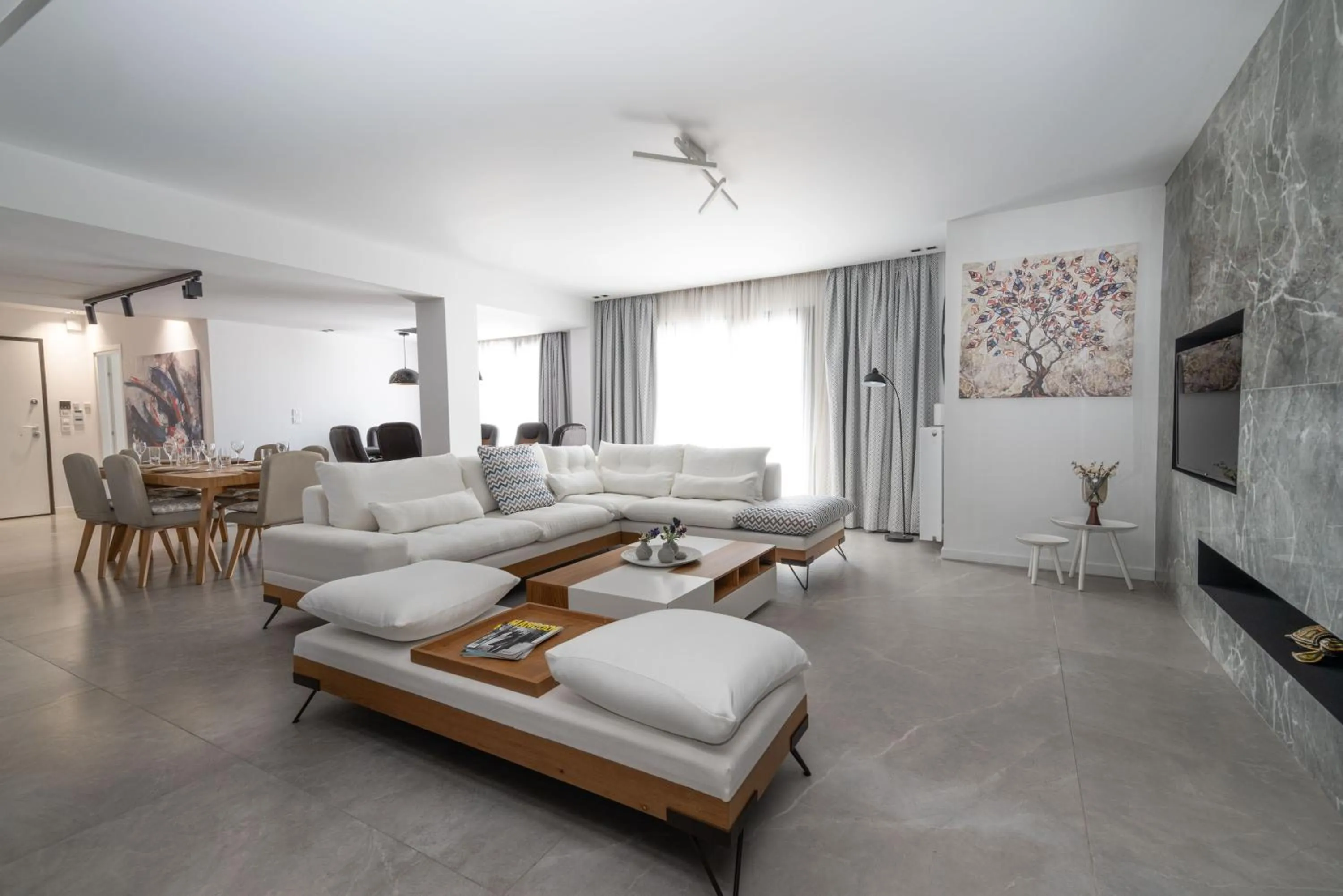 TV and multimedia in Heritage Boutique Apartments