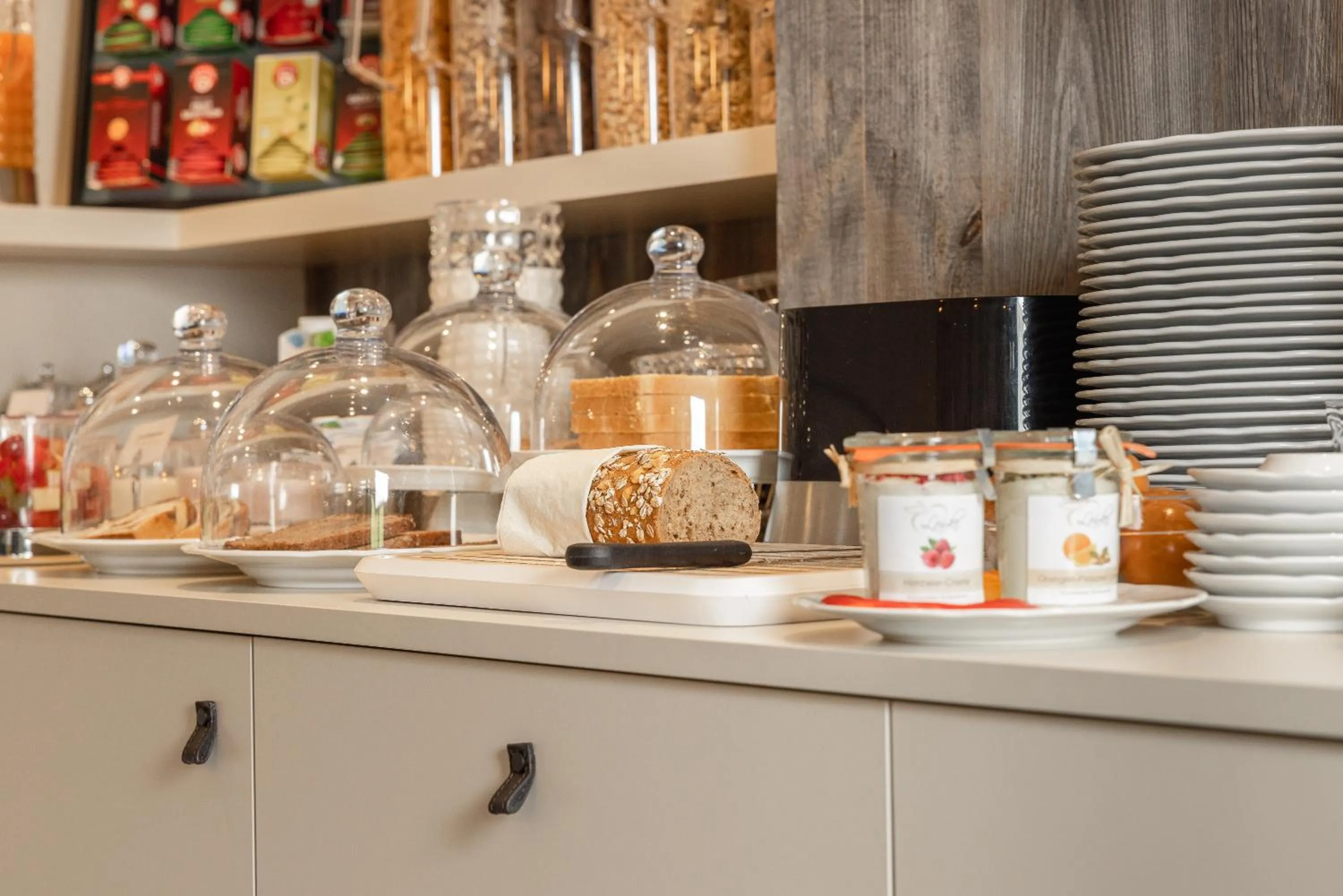 Buffet breakfast in Haus Verwall