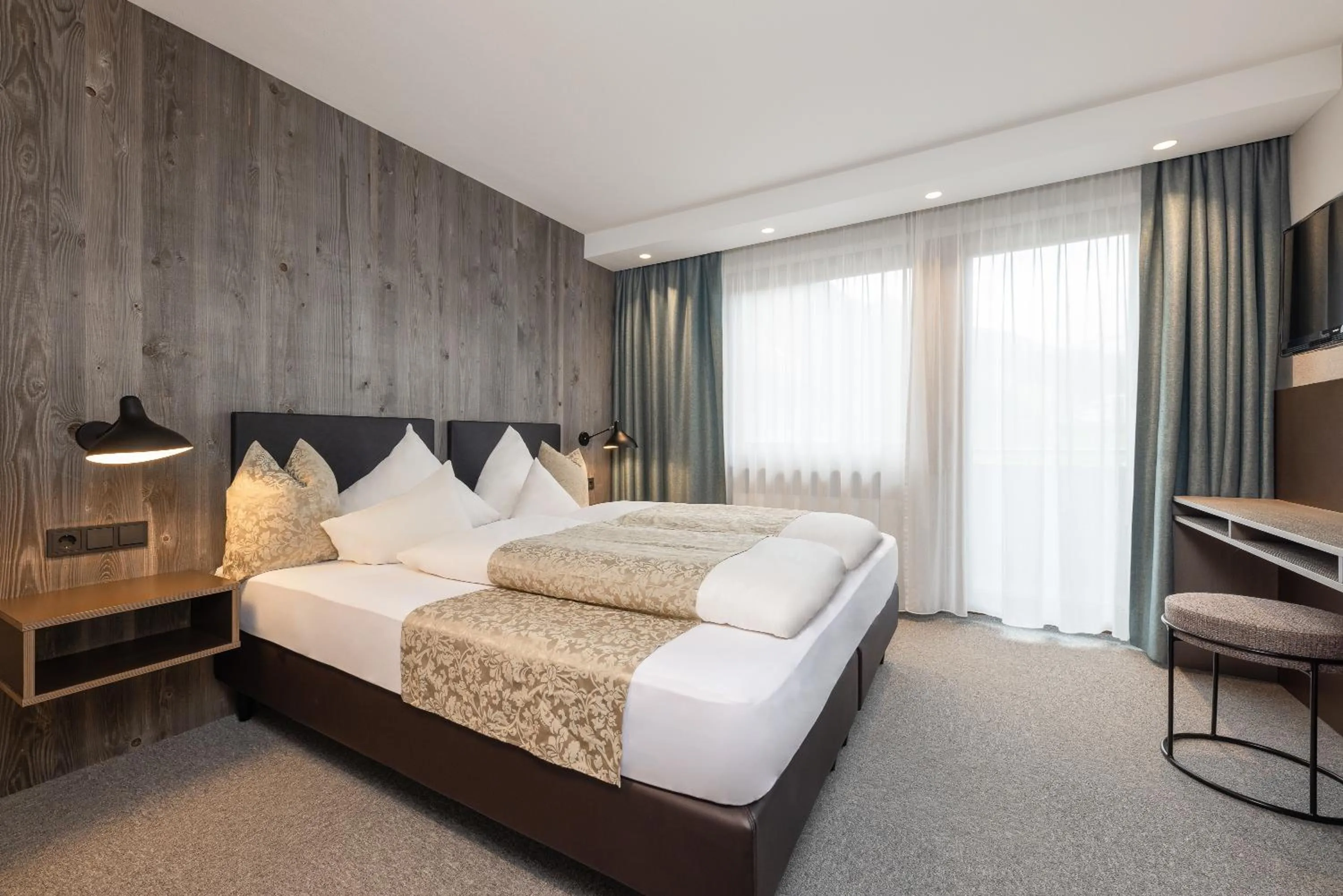 Seating area, Bed in Haus Verwall