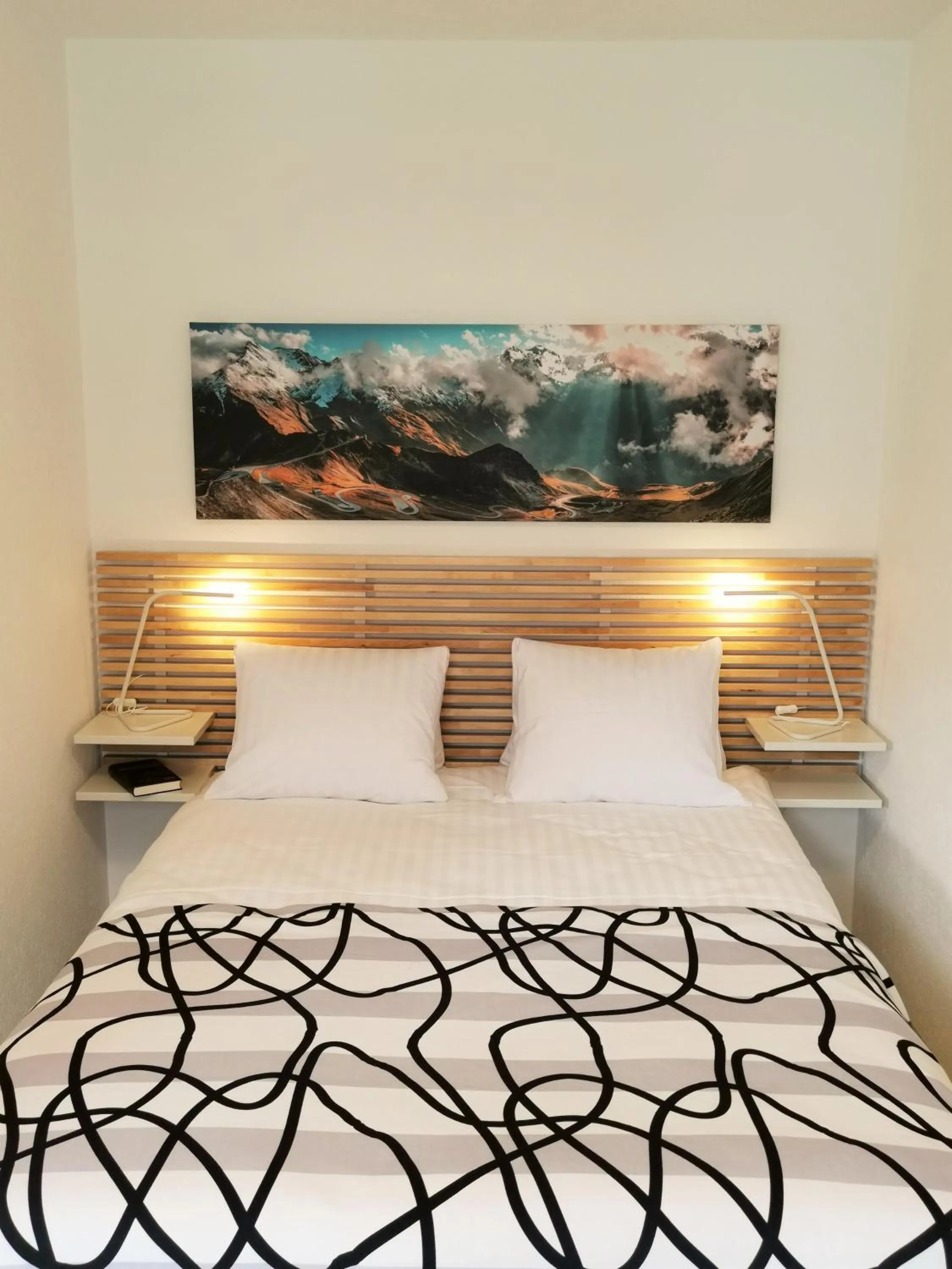 Bed in Hotel Brienzersee