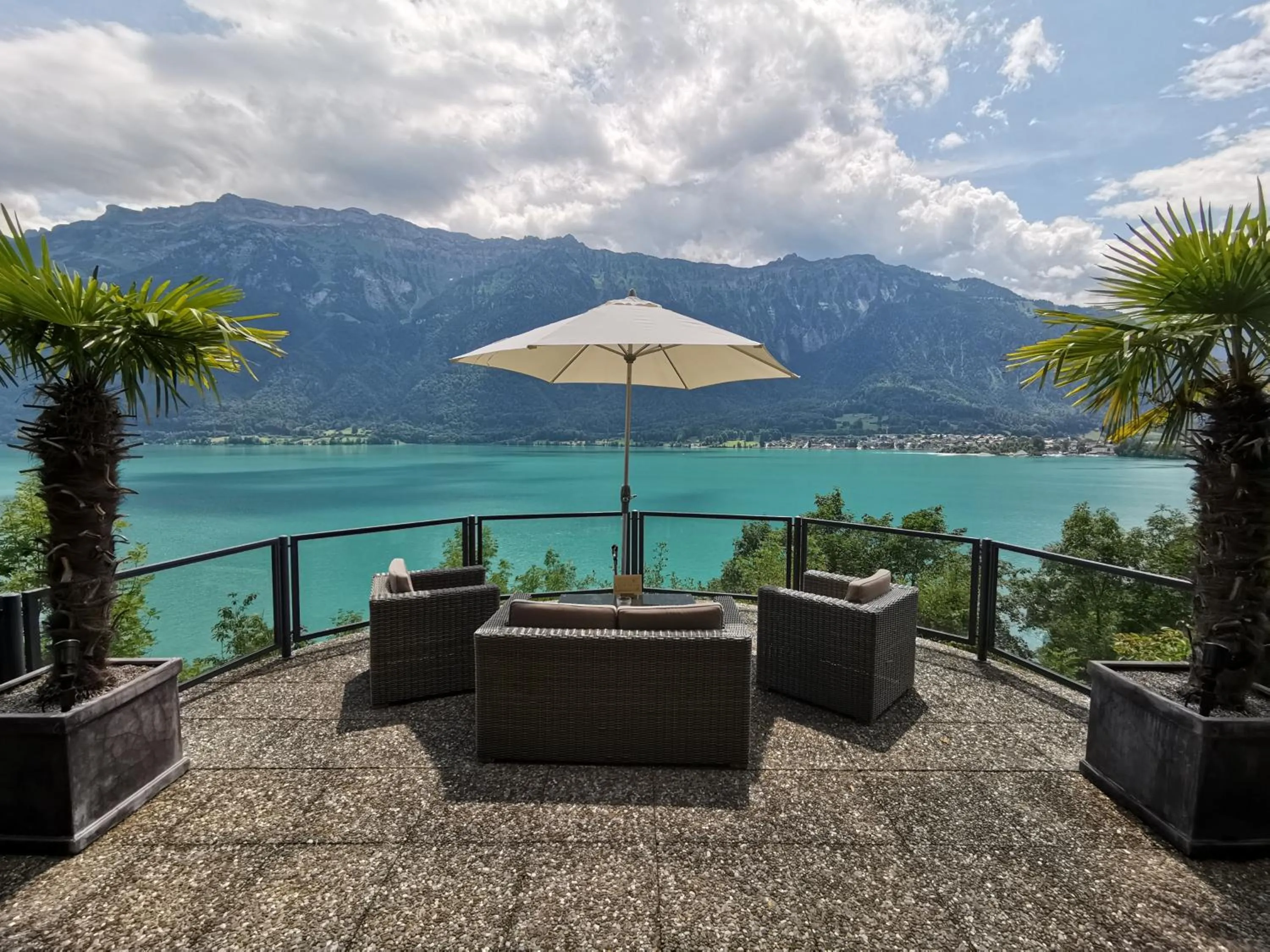 Lake view in Hotel Brienzersee