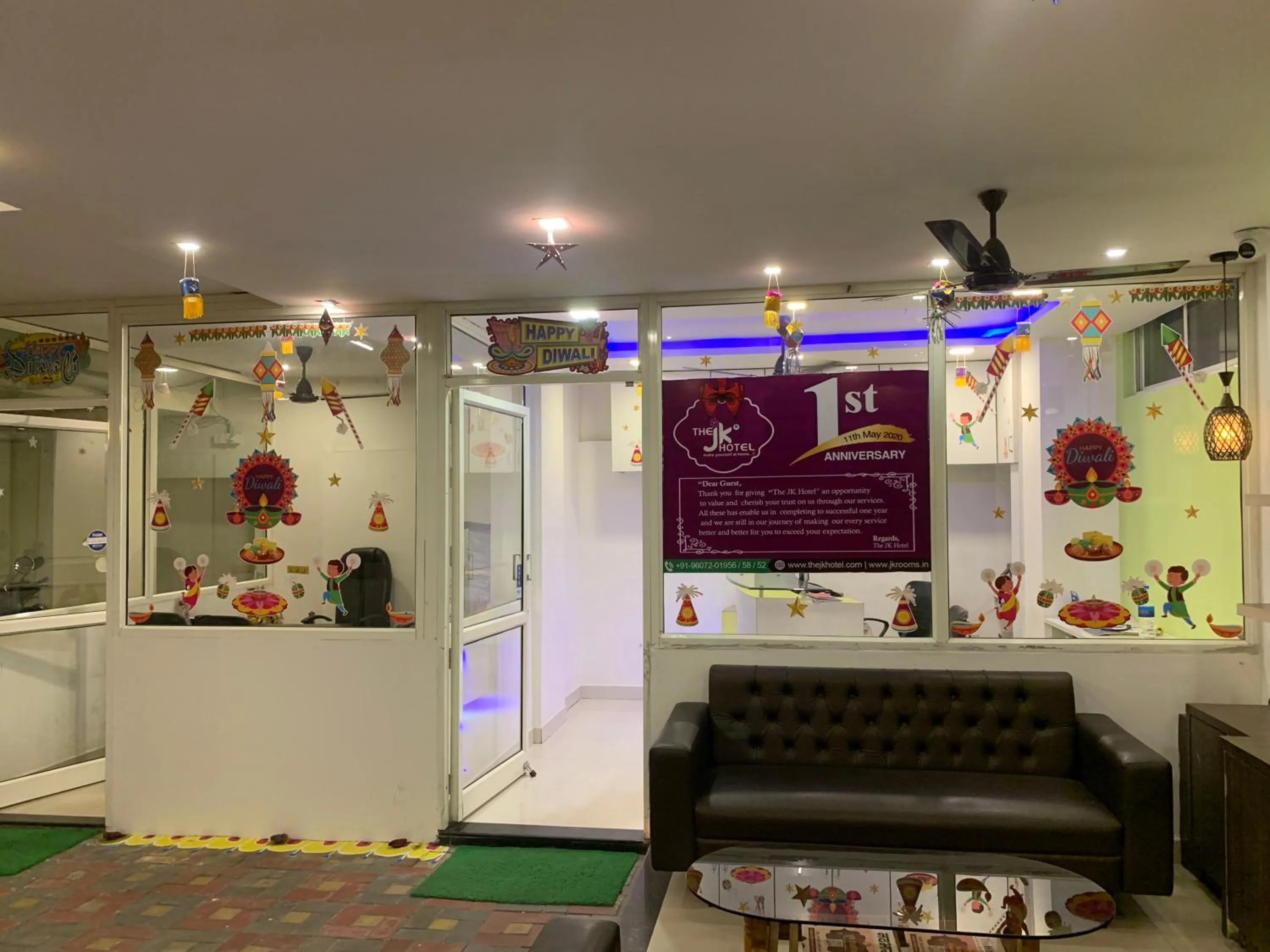 Lobby or reception in The JK Hotel Nr Railway Station