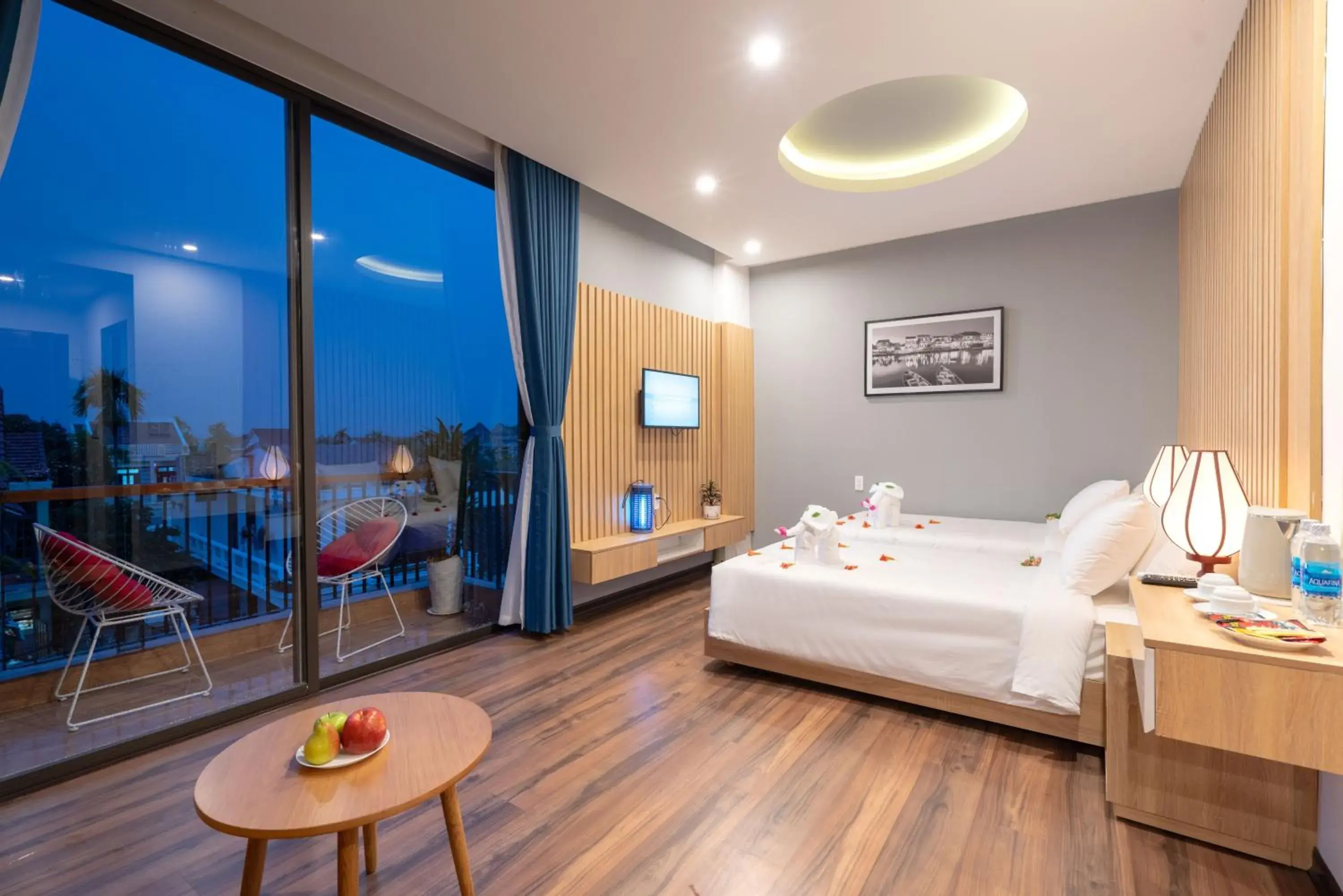 Deluxe Double or Twin Room with Balcony - single occupancy in Hoi An Grace River Villa Deluxe Double or Twin Room with Balcony - single occupancy in Hoi An Grace River Villa